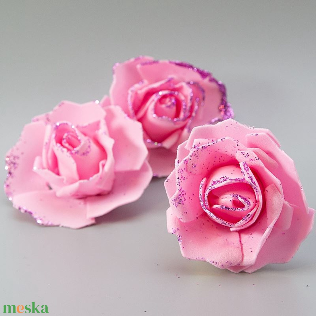 Rózsaszín habrózsa lila glitteres 5-6 cm - dekorációs kellékek - egyéb kellékek - Meska.hu