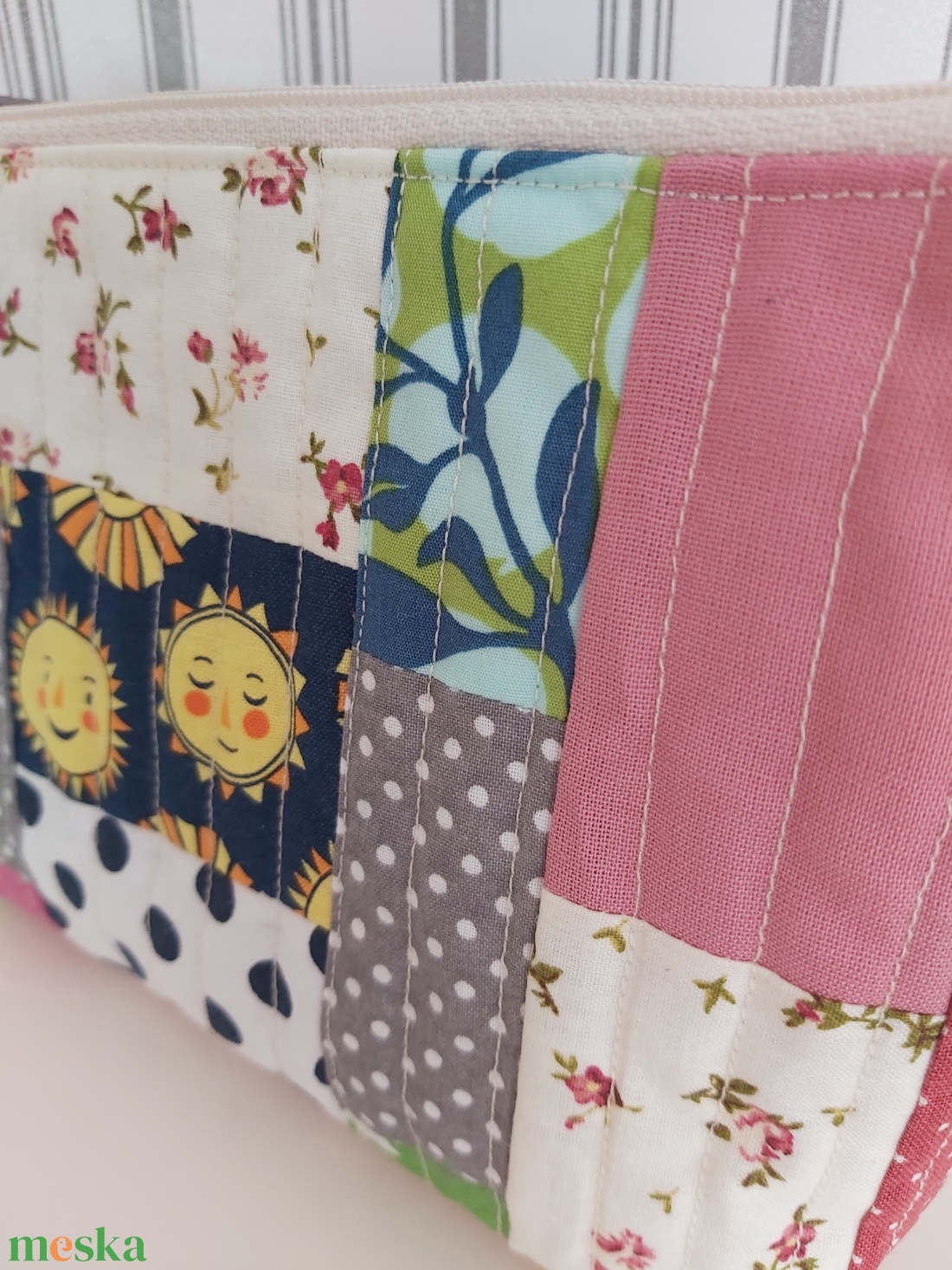Patchwork tolltartó, neszesszer - otthon & életmód - papír, írószer - tolltartó & ceruzatekercs - Meska.hu Patchwork tolltartó, neszesszer - otthon & életmód - papír, írószer - tolltartó & ceruzatekercs - Meska.hu