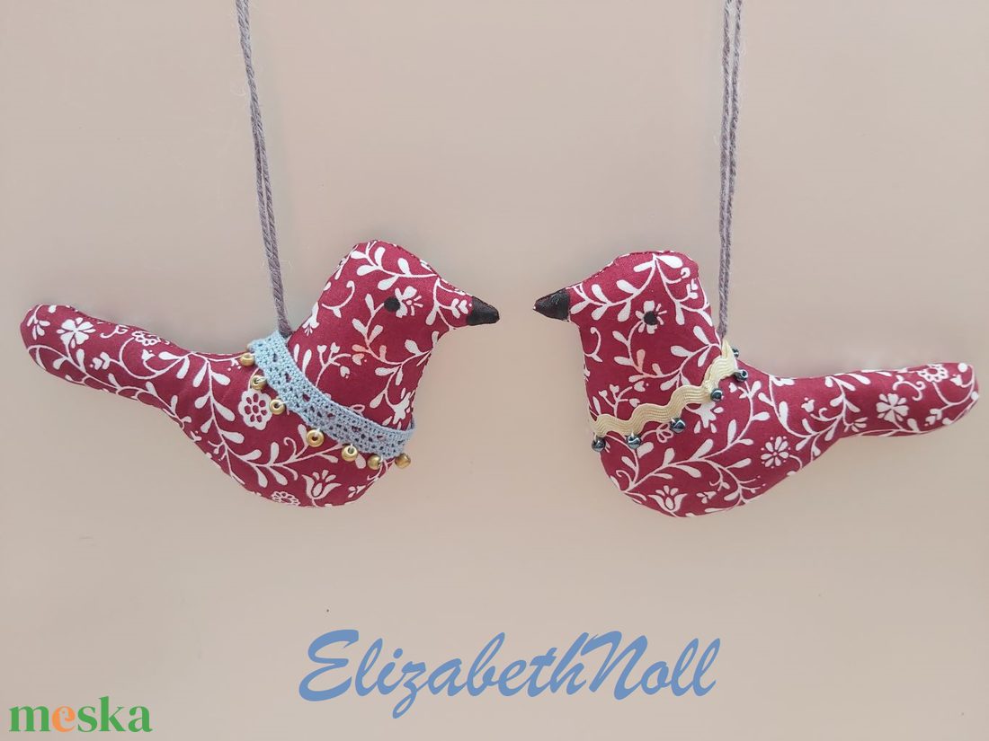 Gyöngyös, csipkés kismadarak - otthon & életmód - dekoráció - ajtó- és ablak dekoráció - ablakdísz - Meska.hu Gyöngyös, csipkés kismadarak - otthon & életmód - dekoráció - ajtó- és ablak dekoráció - ablakdísz - Meska.hu