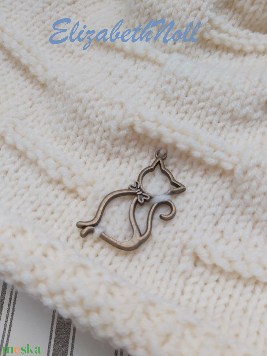 Cicás kötött sapka  - ruha & divat - sál, sapka, kendő - sapka - Meska.hu