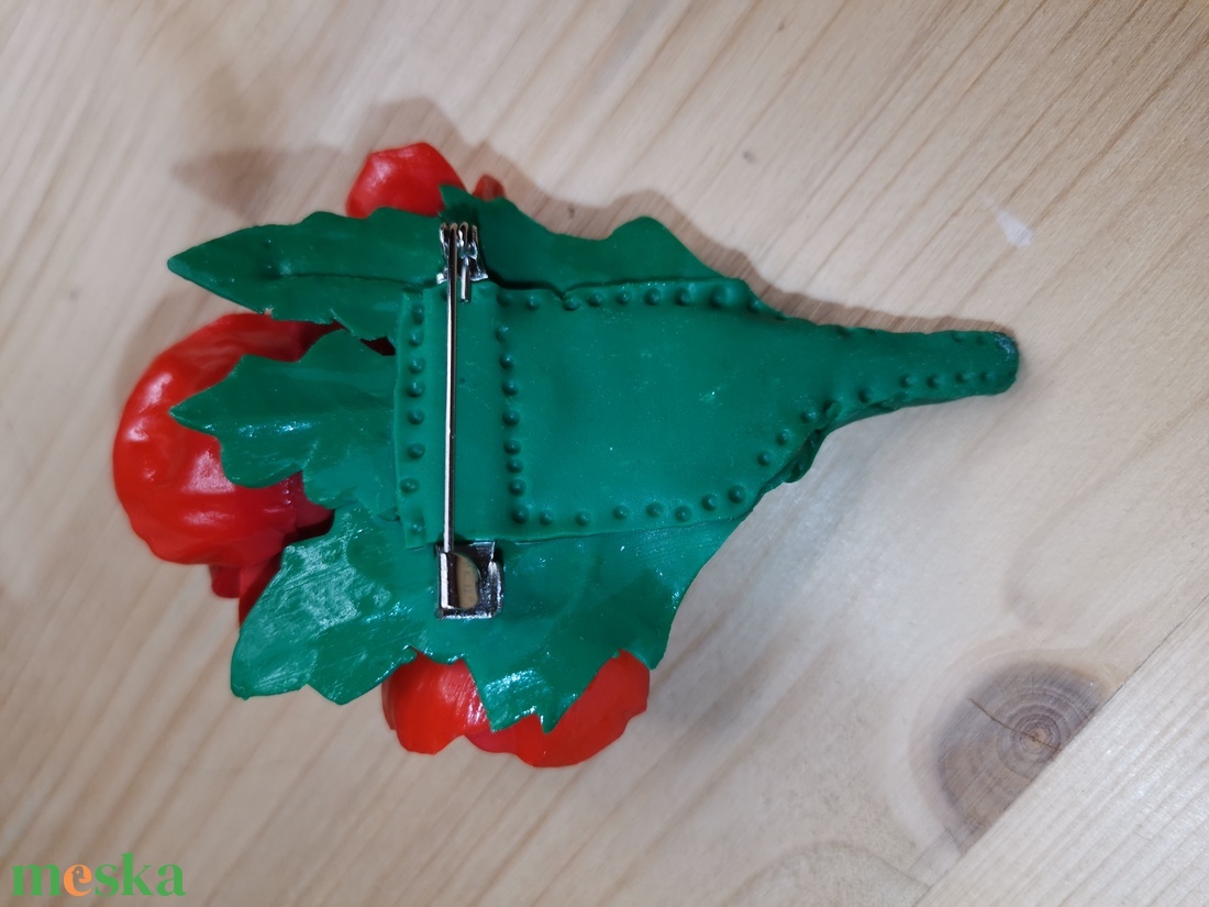 Bross. Mákvirág. Csokor polimer agyag - ékszer - kitűző és bross - ruha & cipőklipsz - Meska.hu Bross. Mákvirág. Csokor polimer agyag - ékszer - kitűző és bross - ruha & cipőklipsz - Meska.hu