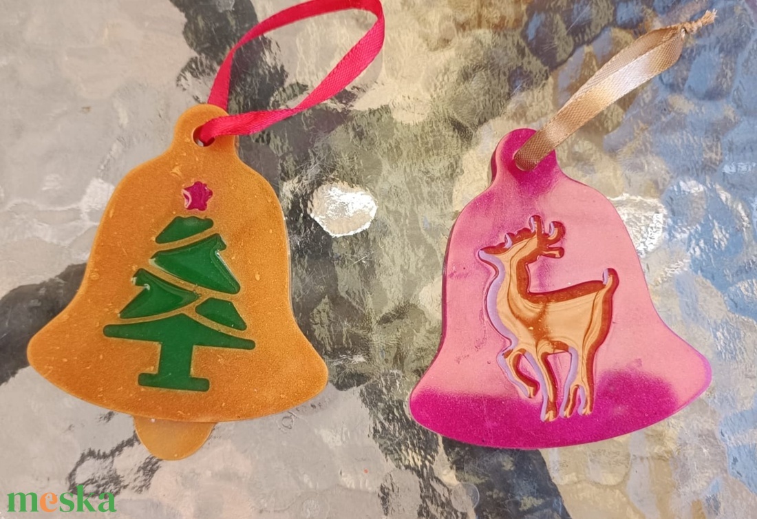 Karácsonyfa díszek. Kézimunka. Epoxi. Karácsony. Az ár 1 darab.  - karácsony - karácsonyi lakásdekoráció - karácsonyfa, grincsfa - Meska.hu