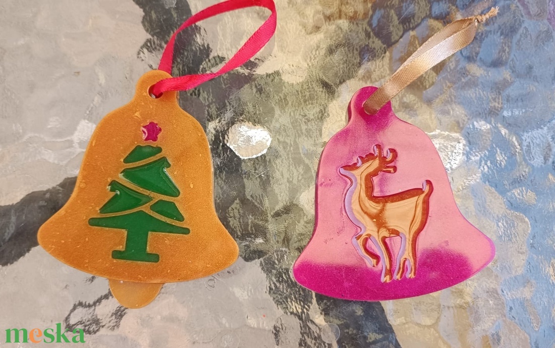 Karácsonyfa díszek. Kézimunka. Epoxi. Karácsony. Az ár 1 darab.  - karácsony - karácsonyi lakásdekoráció - karácsonyfa, grincsfa - Meska.hu