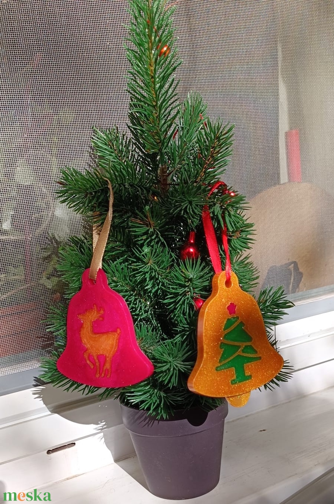 Karácsonyfa díszek. Kézimunka. Epoxi. Karácsony. Az ár 1 darab.  - karácsony - karácsonyi lakásdekoráció - karácsonyfa, grincsfa - Meska.hu