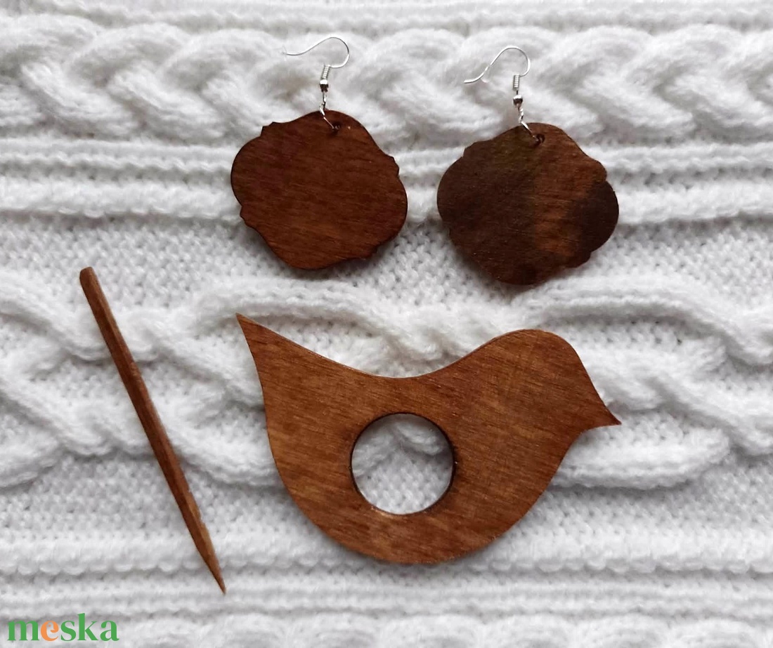 Lila ornamentika sáltű és fülbevaló szett - ékszer - ékszerszett - Meska.hu