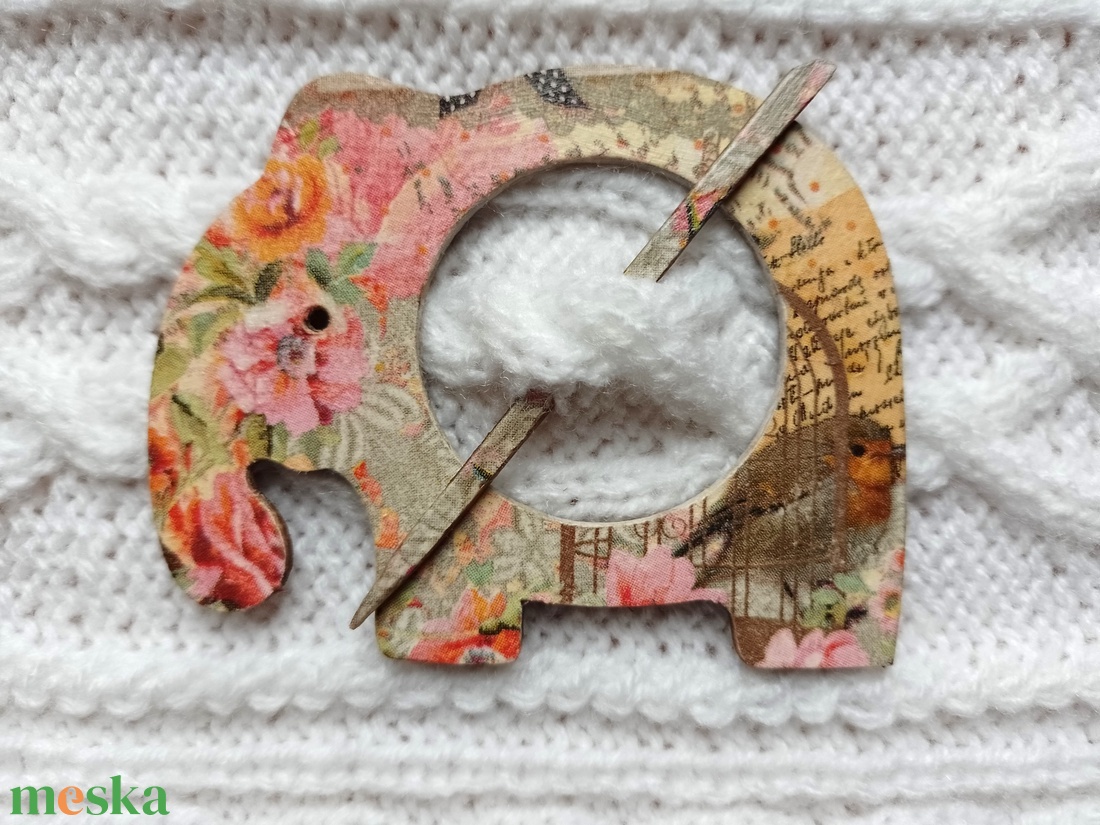 Elefánt formájú, dekupázsolt, fa sáltű / hajtű + fülbevaló szett - ékszer - ékszerszett - Meska.hu