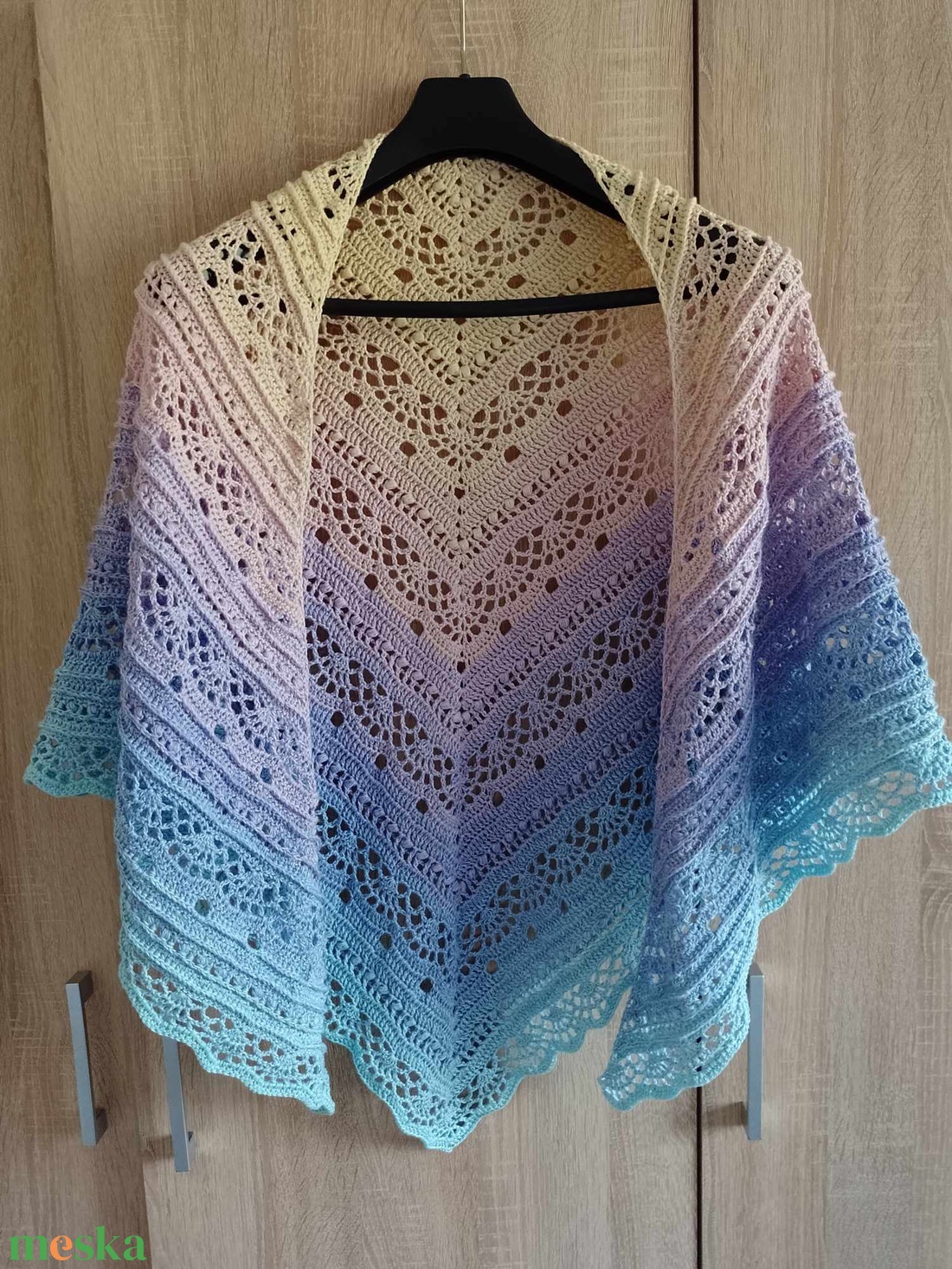 Pasztell-álom horgolt vállkendő - ruha & divat - sál, sapka, kendő - vállkendő - Meska.hu