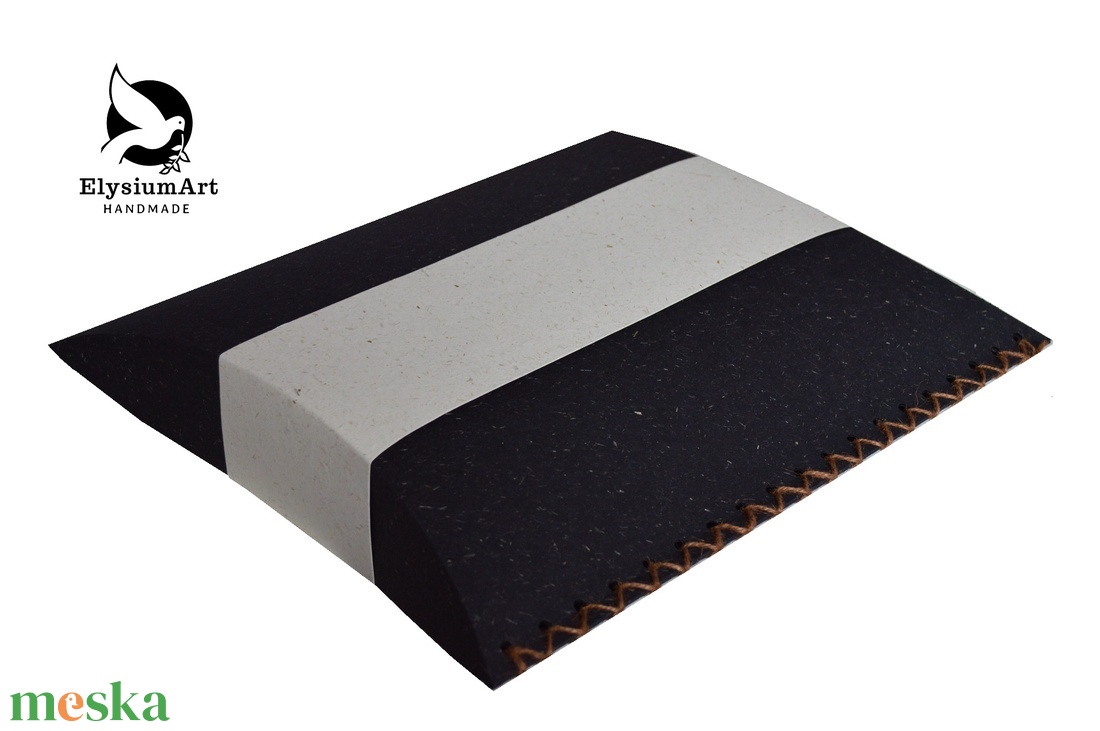 Lebomló urna hajós vízi temetés - Midnight, Környezetbarát, zöld temetkezés / búcsúztatás - otthon & életmód - vallás - temetkezési tárgy - urnák - Meska.hu