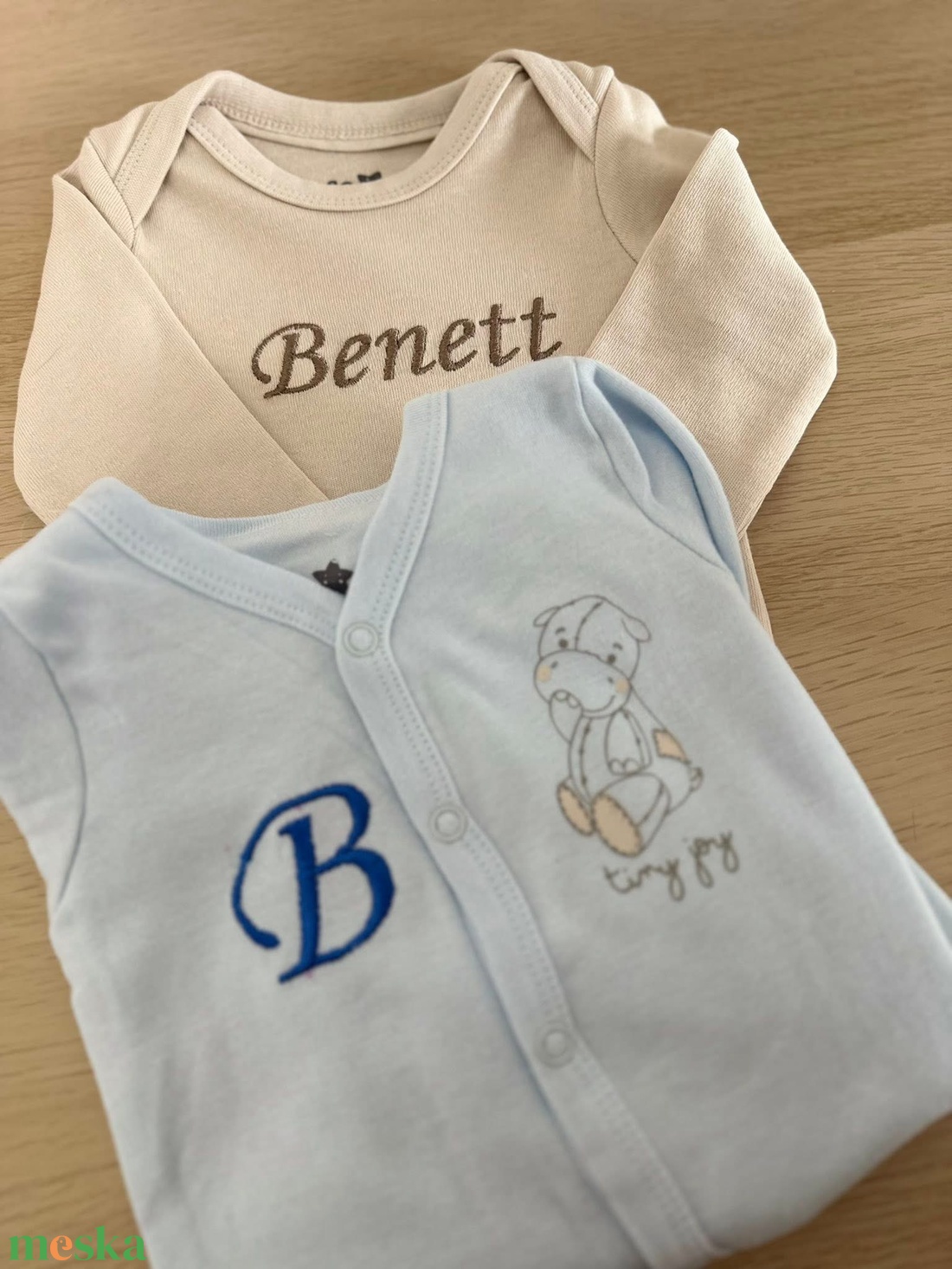 Egyedileg hímzett Body - ruha & divat - babaruha & gyerekruha - body - Meska.hu