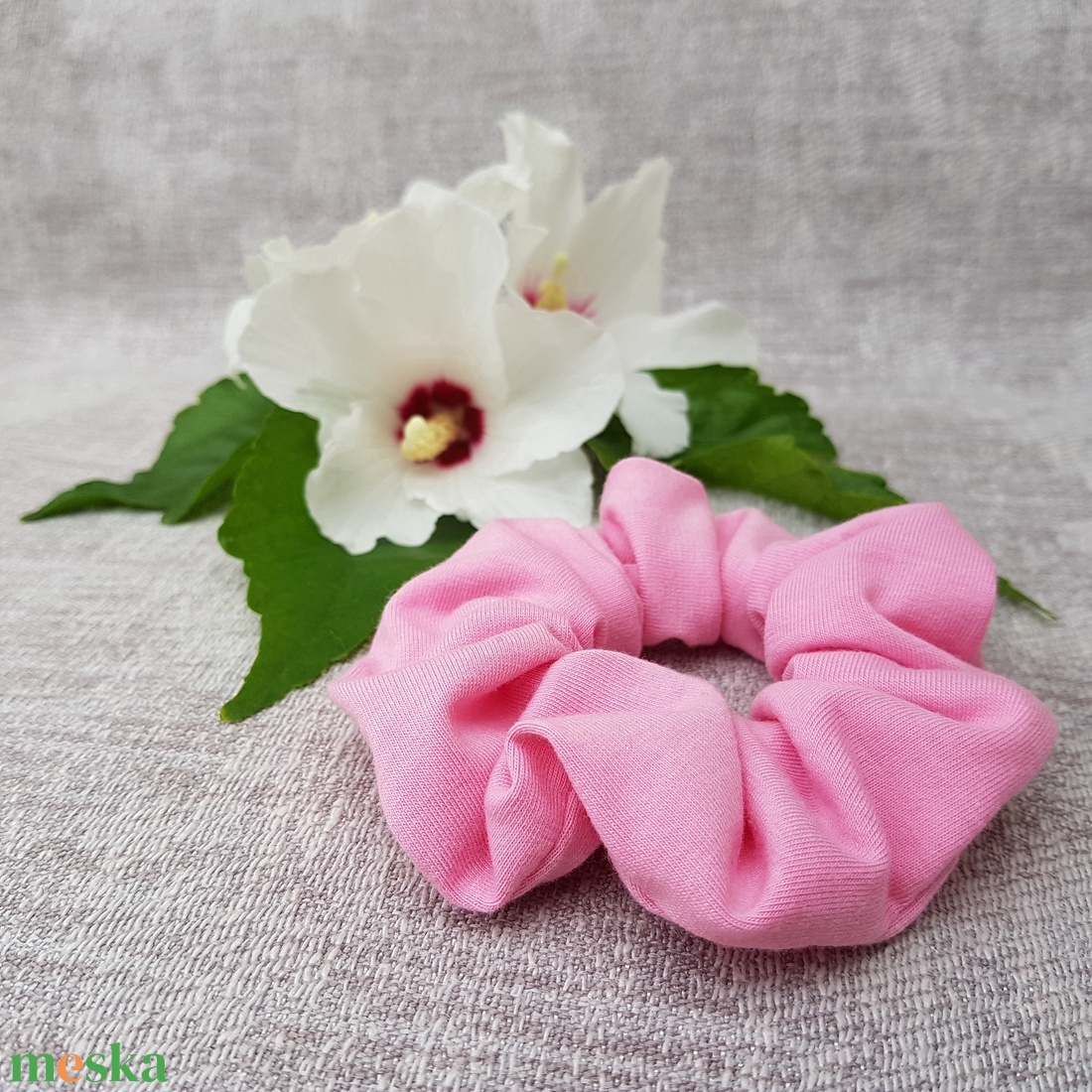 Textil hajgumi, scrunchie - rózsaszín - kb. 9-10cm - ruha & divat - hajdísz & hajcsat - hajgumi - Meska.hu Textil hajgumi, scrunchie - rózsaszín - kb. 9-10cm - ruha & divat - hajdísz & hajcsat - hajgumi - Meska.hu