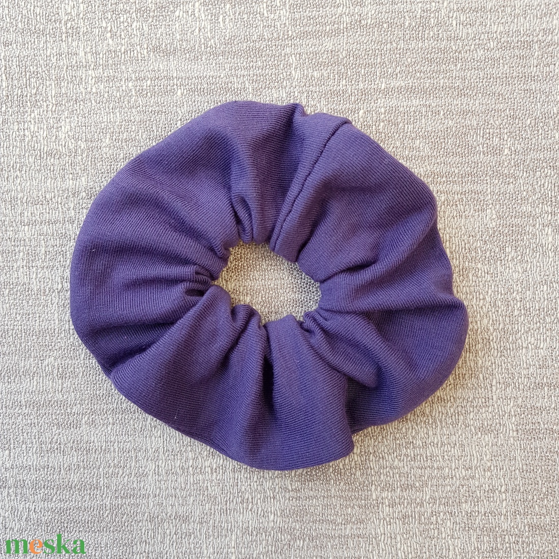 Textil hajgumi, scrunchie - lila - kb. 11-12 cm - ruha & divat - hajdísz & hajcsat - hajgumi - Meska.hu