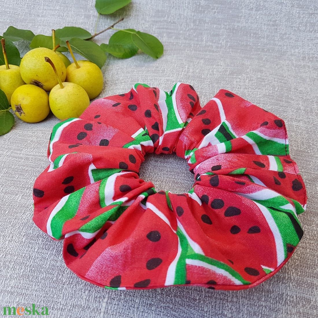 Textil hajgumi, scrunchie - dinnyés - kb. 16-17 cm, óriás - ruha & divat - hajdísz & hajcsat - hajgumi - Meska.hu