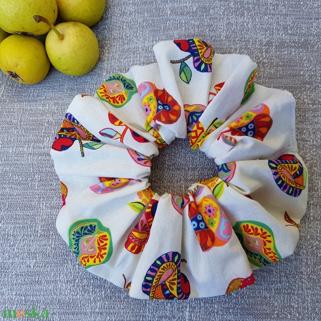 Textil hajgumi, scrunchie - almás/körtés - kb. 14-15 cm, óriás - ruha & divat - hajdísz & hajcsat - hajgumi - Meska.hu