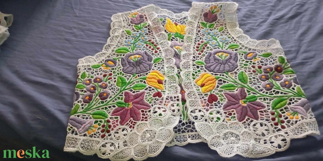 Lányka mellény - ruha & divat - babaruha & gyerekruha - gyerek mellény - Meska.hu