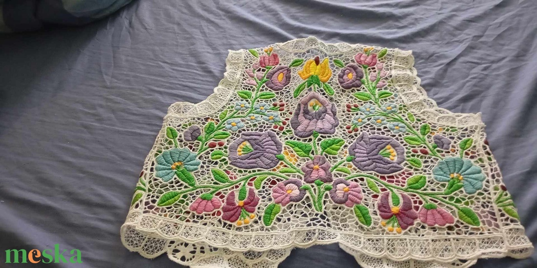 Lányka mellény - ruha & divat - babaruha & gyerekruha - gyerek mellény - Meska.hu