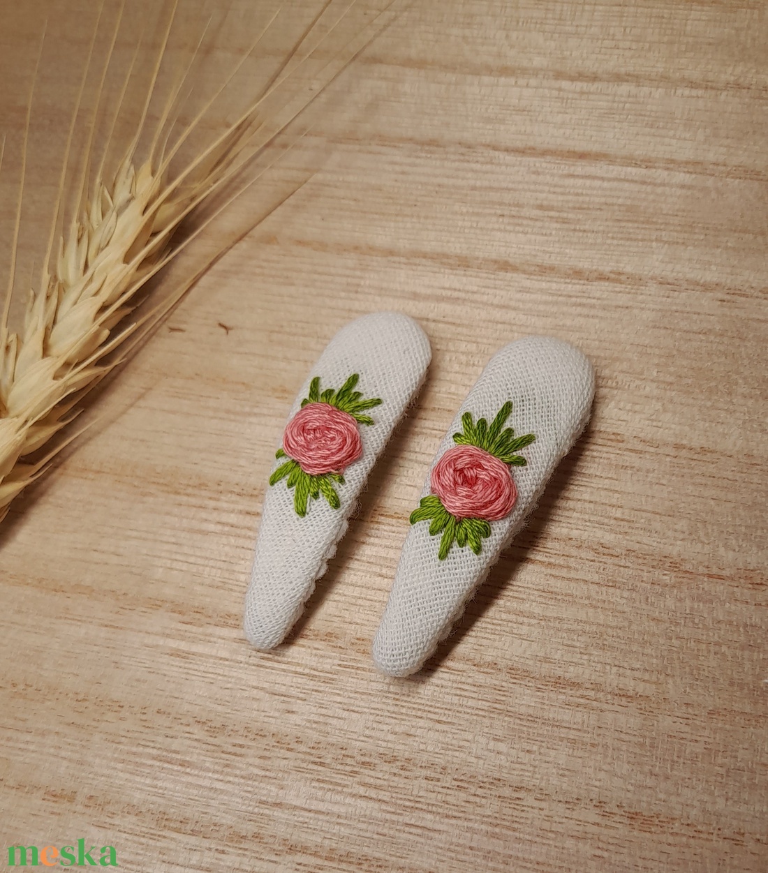 Rózsaszín rózsa hajcsat - ruha & divat - hajdísz & hajcsat - hajdísz - Meska.hu