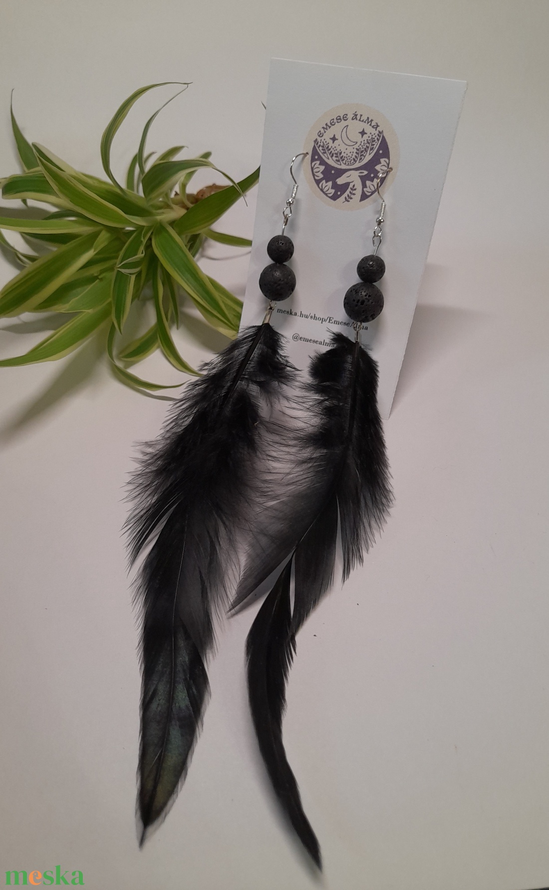 Fekete toll - ékszer - fülbevaló - lógó fülbevaló - Meska.hu