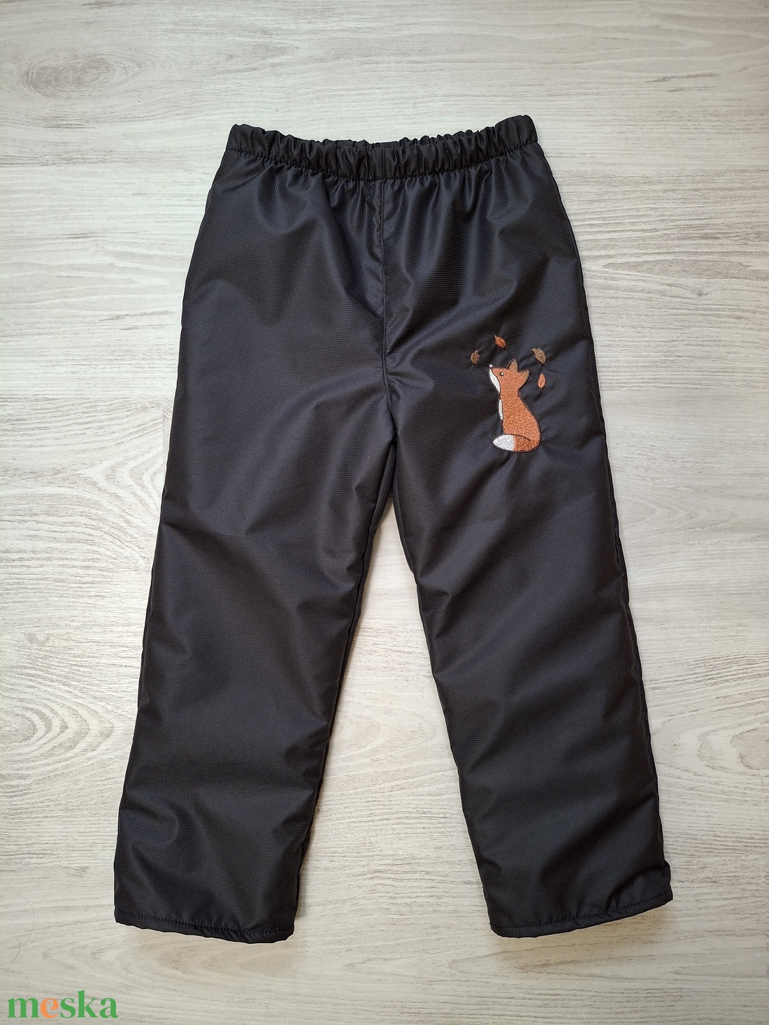   110-es fekete róka vízlepergetős polár bélelt nadrág - ruha & divat - babaruha & gyerekruha - nadrág - Meska.hu