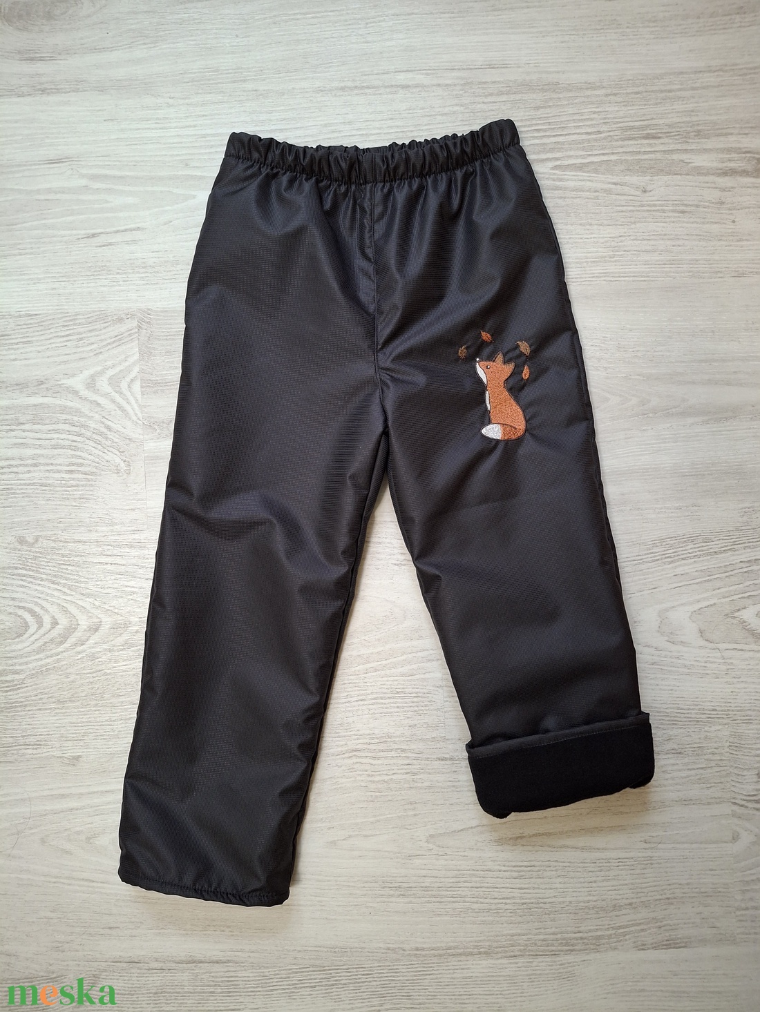   110-es fekete róka vízlepergetős polár bélelt nadrág - ruha & divat - babaruha & gyerekruha - nadrág - Meska.hu
