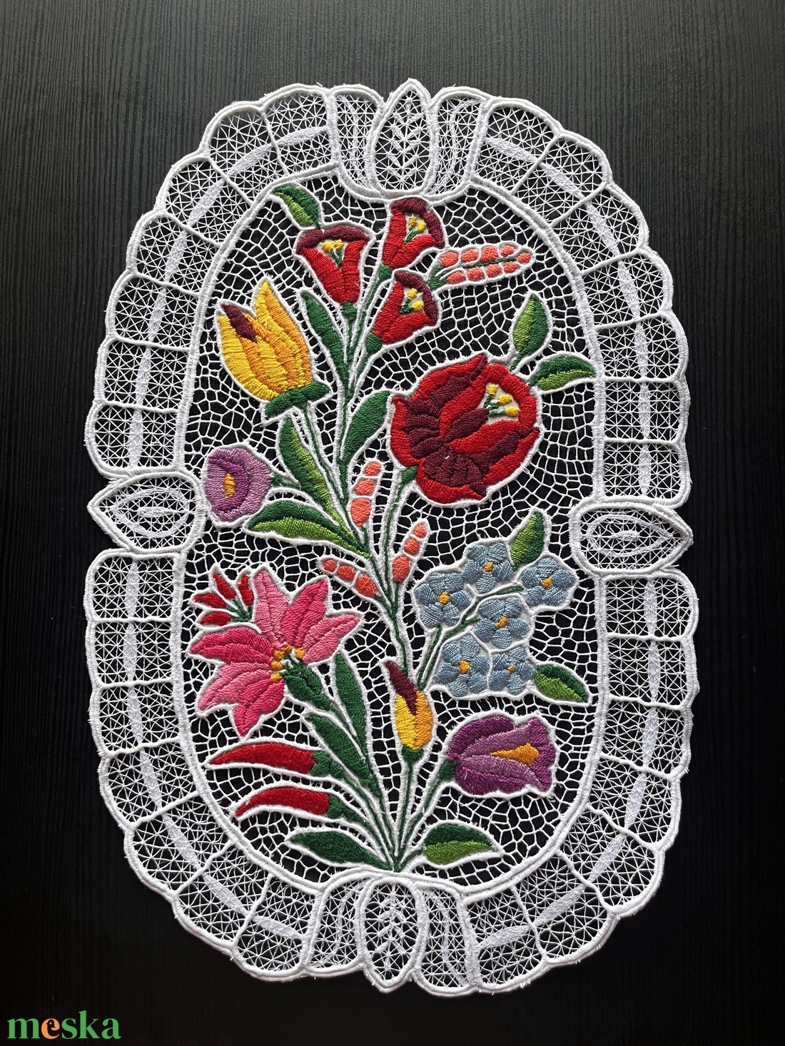 Kalocsai mintás riselt terítő - 37,5 cm x 25 cm - otthon & életmód - lakástextil - abrosz, terítő - díszterítő polcra, komódra - Meska.hu