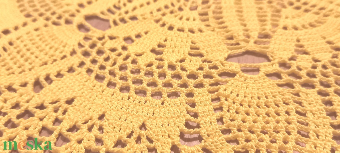 Kézzel horgolt sárga csipke terítő - romantikus lakásdekor - otthon & életmód - lakástextil - abrosz, terítő - asztalközép terítő - Meska.hu