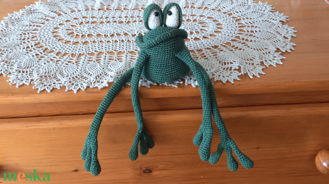 Durci béka - kézzel horgolt amigurumi figura - játék & sport - plüssállat & játékfigura - béka - Meska.hu