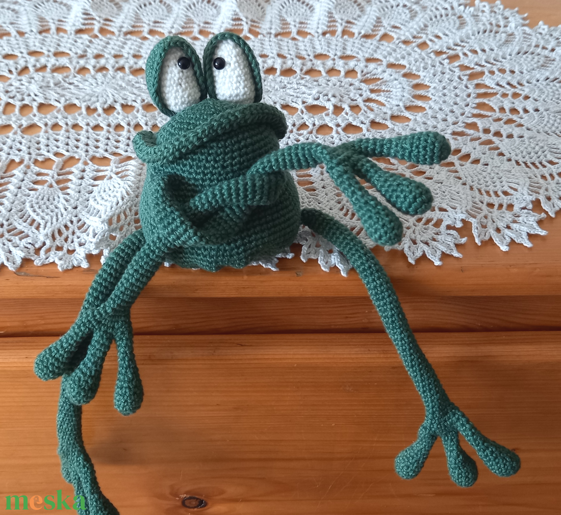 Durci béka - kézzel horgolt amigurumi figura - játék & sport - plüssállat & játékfigura - béka - Meska.hu