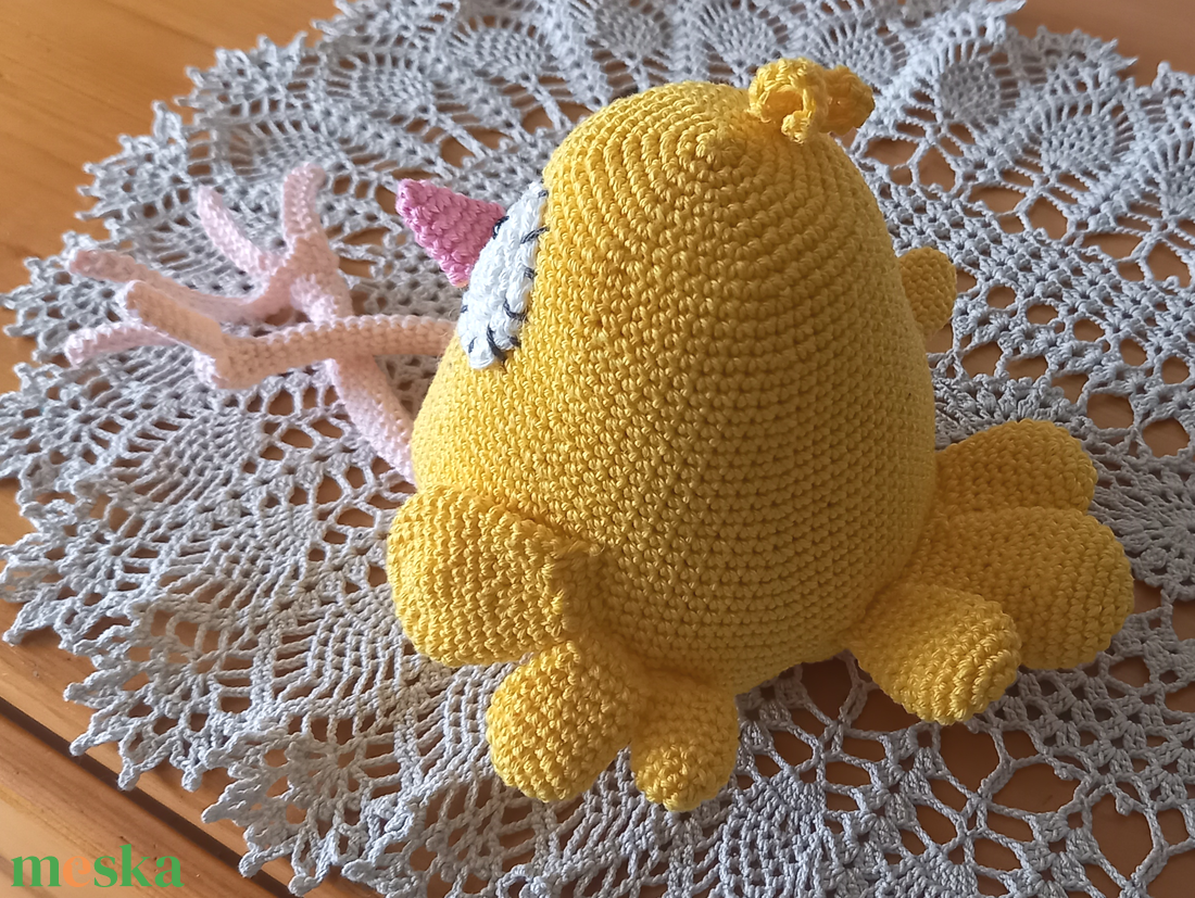 Bohókás csirke - kézzel horgolt amigurumi figura - játék & sport - plüssállat & játékfigura - madár - Meska.hu
