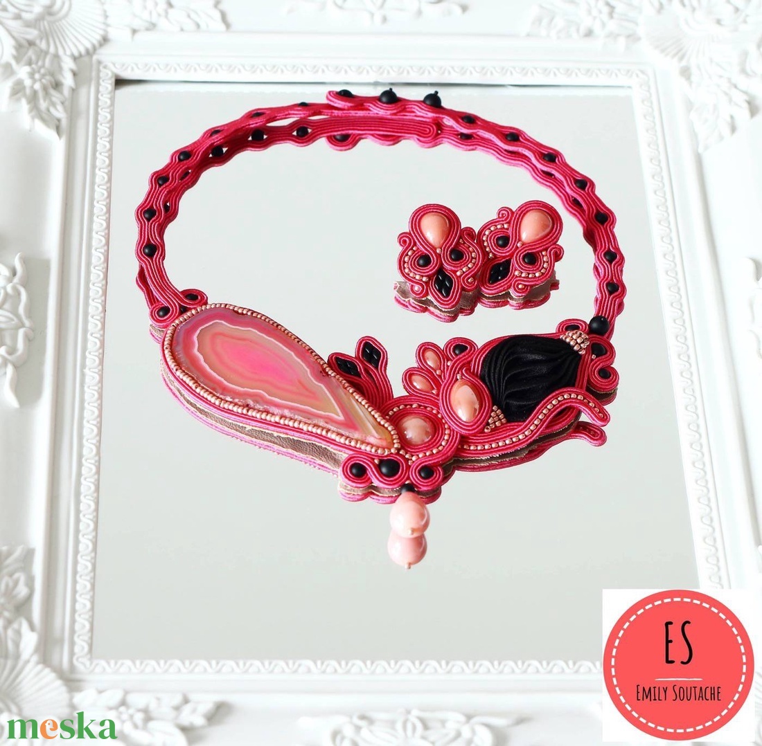 Pink achát sujtás nyakék és porcelán fülbevaló - ékszer - ékszerszett - Meska.hu