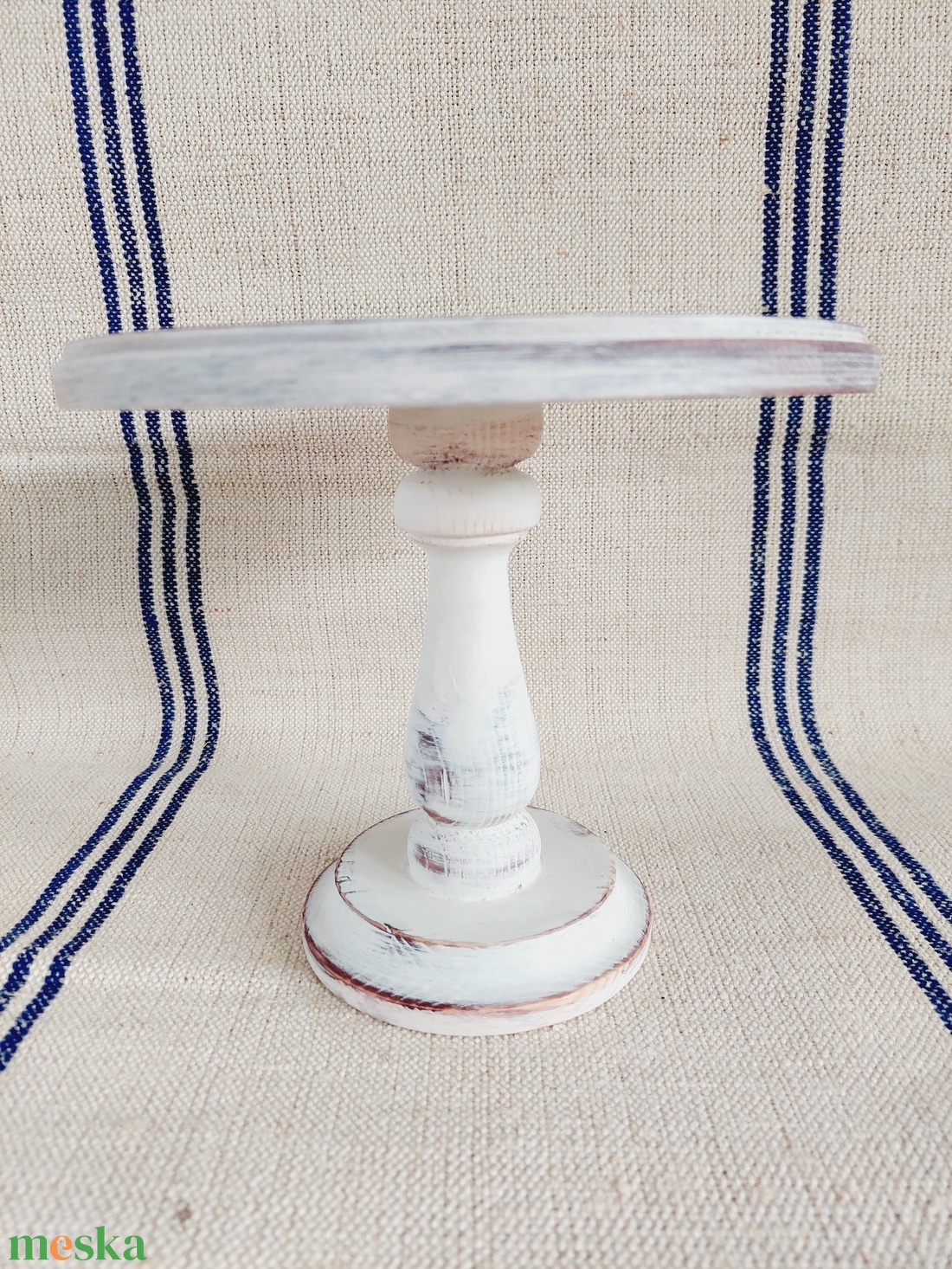 Tortatál tortaállvány vintage koptatott fehér barna - otthon & életmód - konyhafelszerelés, tálalás - sütés, főzés - sütidísz - Meska.hu