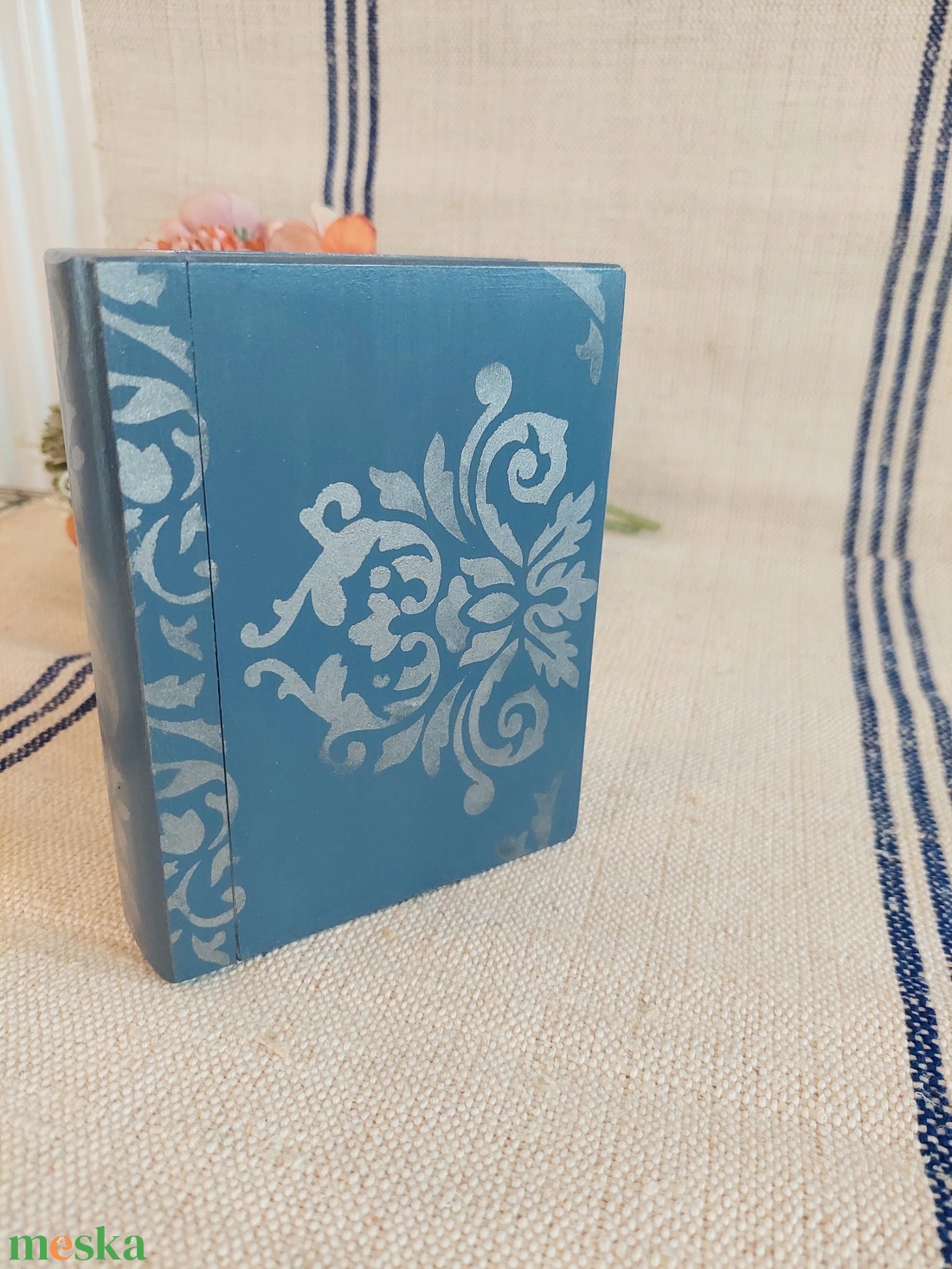 Titkok őre- könyv formájú puzzle doboz( vintage kék ezüstbarokk) - játék & sport - puzzle - 3d puzzle - Meska.hu Titkok őre- könyv formájú puzzle doboz( vintage kék ezüstbarokk) - játék & sport - puzzle - 3d puzzle - Meska.hu