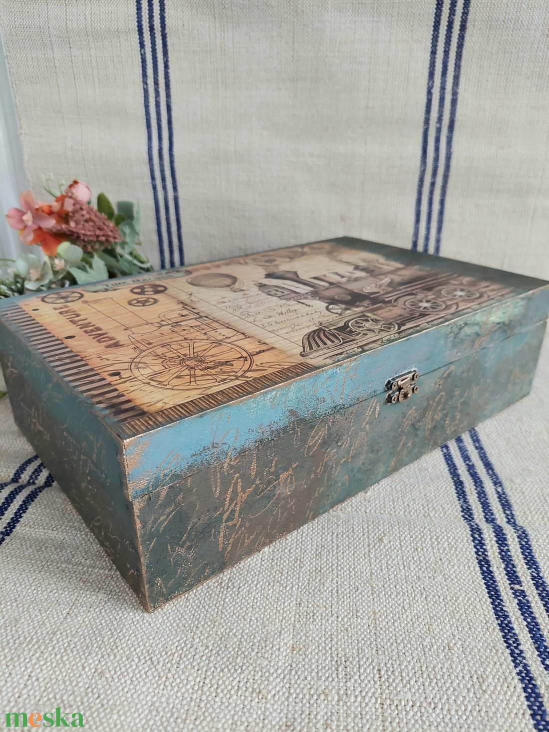 Vintage stílusú gőzmozdonyos doboz - díszdoboz - zöld- kék-arany  szín - otthon & életmód - lakástextil - varrókellék - Meska.hu