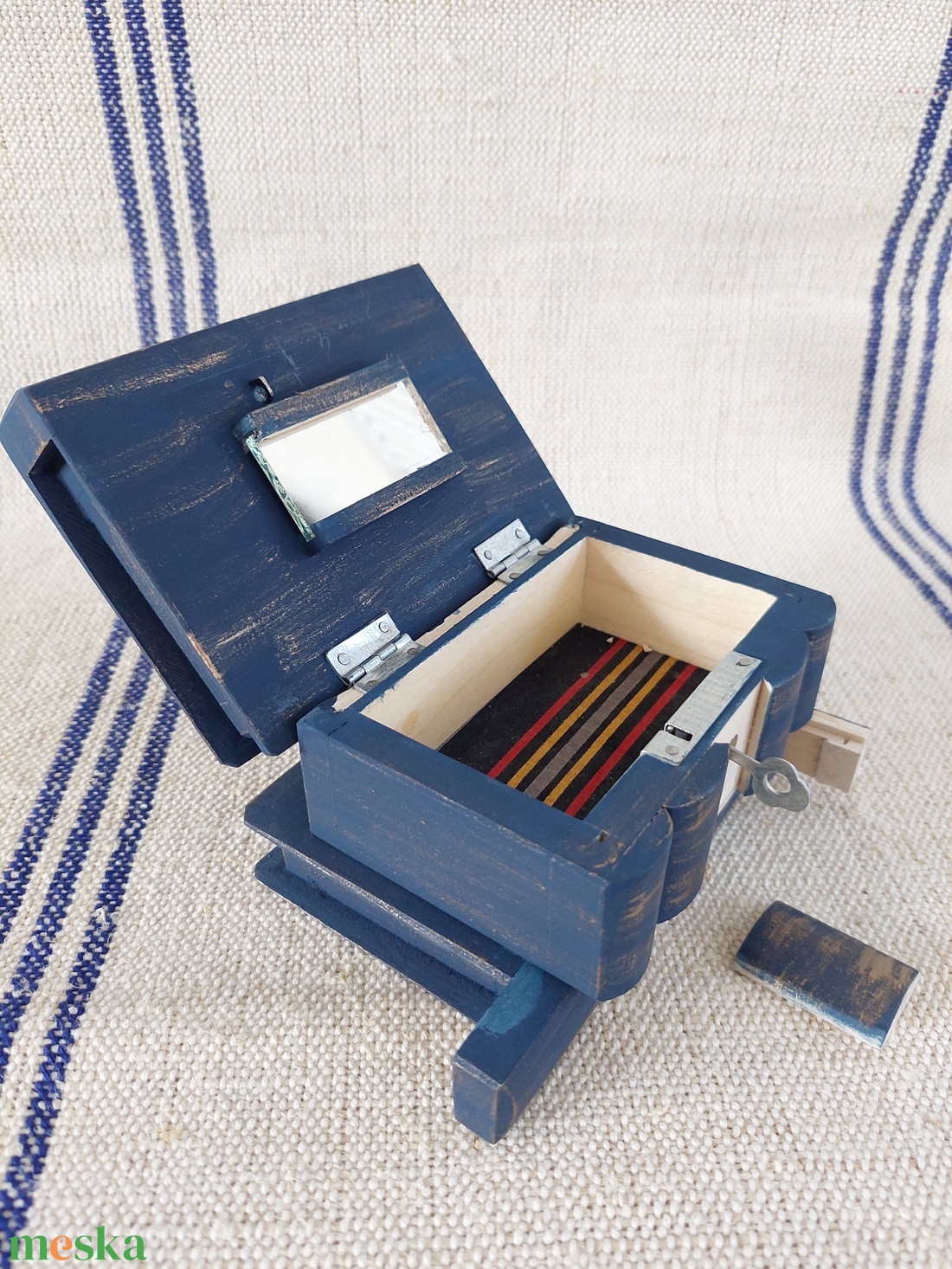 Puzzle doboz/ titkos doboz (levelek)- indigókék - ékszer - ékszertartó - ékszerdoboz - Meska.hu Puzzle doboz/ titkos doboz (levelek)- indigókék - ékszer - ékszertartó - ékszerdoboz - Meska.hu