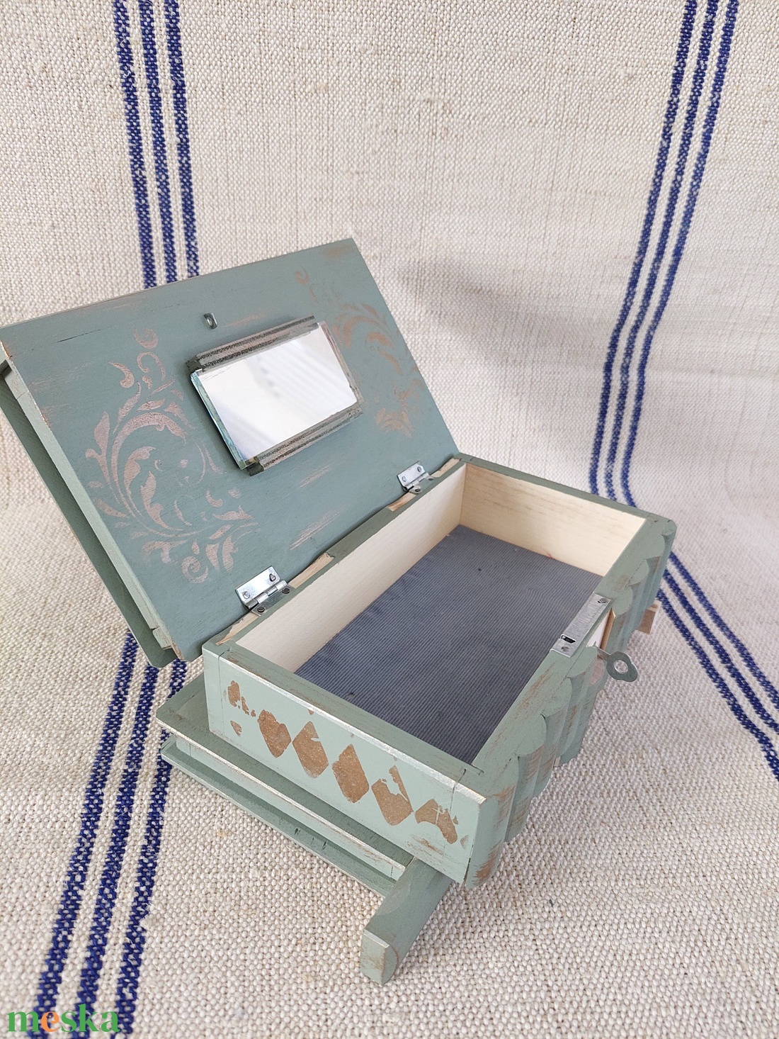 Puzzle doboz/ titkos doboz - zsályazöld-bronz-ornamentika- nagy méret - ékszer - ékszertartó - ékszerdoboz - Meska.hu Puzzle doboz/ titkos doboz - zsályazöld-bronz-ornamentika- nagy méret - ékszer - ékszertartó - ékszerdoboz - Meska.hu