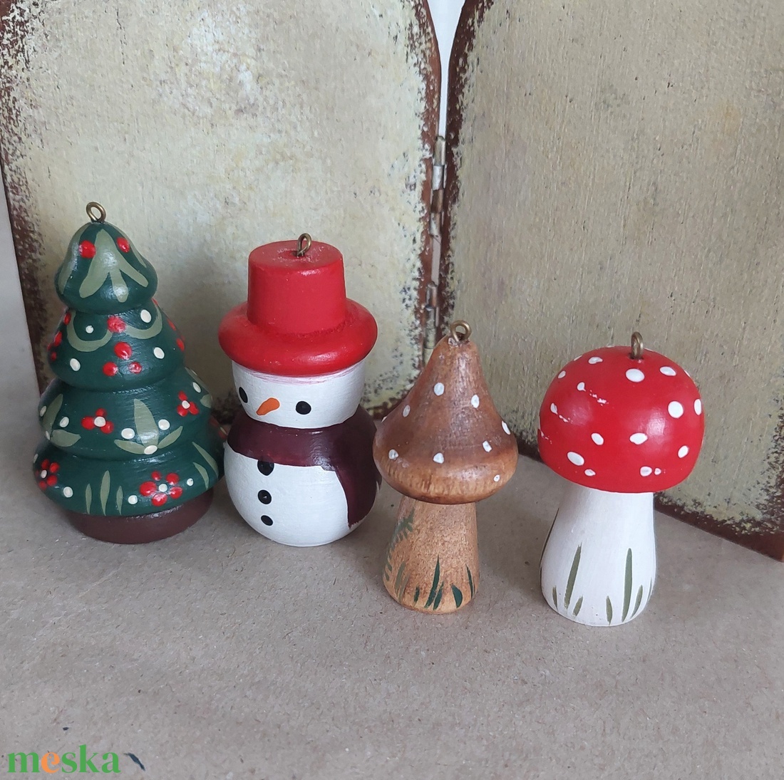 Kézzel festett karácsonyi dísz szett 4 db - karácsony - karácsonyi lakásdekoráció - karácsonyfadíszek - Meska.hu
