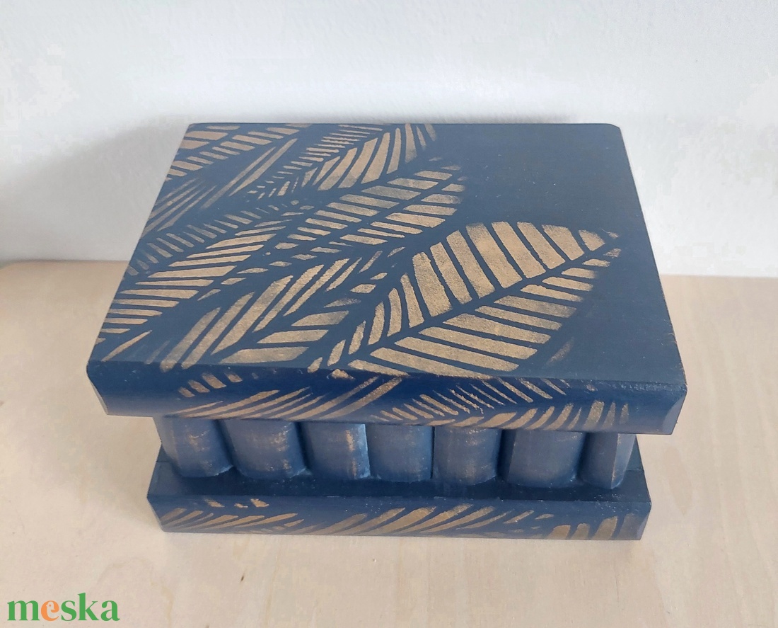 Puzzle doboz/ titkos doboz- indigókék bronz levelek-nagyobb méret - ékszer - ékszertartó - ékszerdoboz - Meska.hu Puzzle doboz/ titkos doboz- indigókék bronz levelek-nagyobb méret - ékszer - ékszertartó - ékszerdoboz - Meska.hu