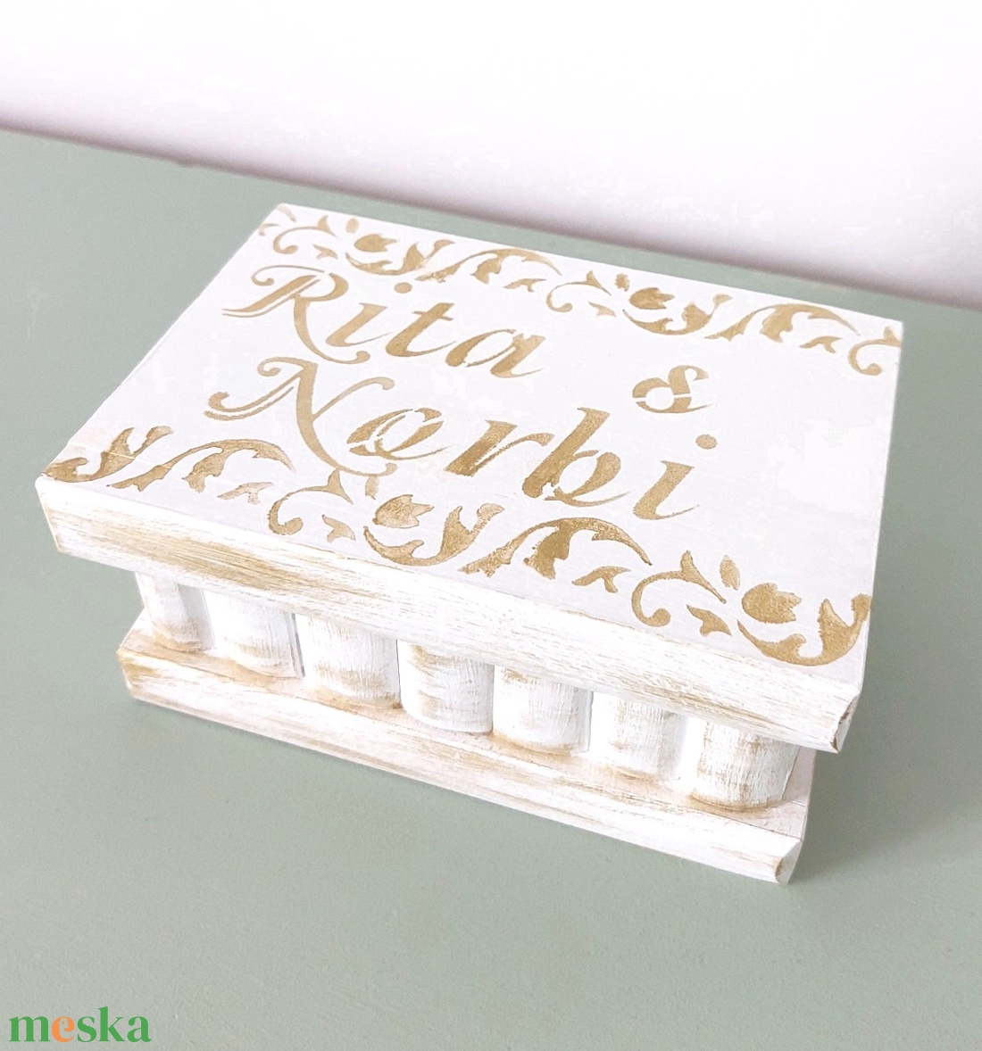 Esküvői díszdoboz pénzátadó doboz Trükkös doboz/ puzzle doboz/ ékszertartó- fehér-arany - ékszer - ékszertartó - ékszerdoboz - Meska.hu Esküvői díszdoboz pénzátadó doboz Trükkös doboz/ puzzle doboz/ ékszertartó- fehér-arany - ékszer - ékszertartó - ékszerdoboz - Meska.hu