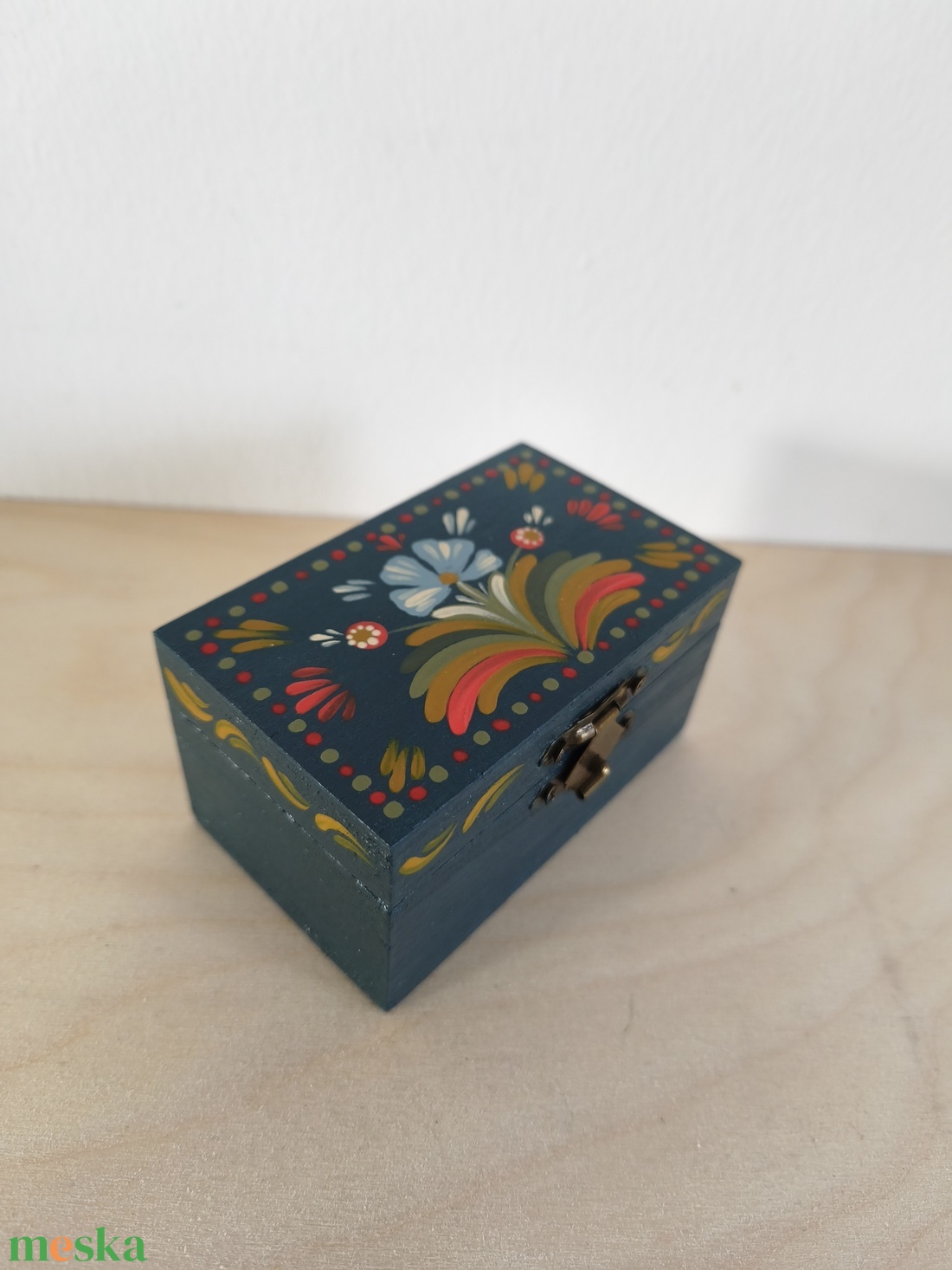 Zenedoboz- hartai népi mintával - otthon & életmód - dekoráció - asztal és polc dekoráció - zenedoboz - Meska.hu