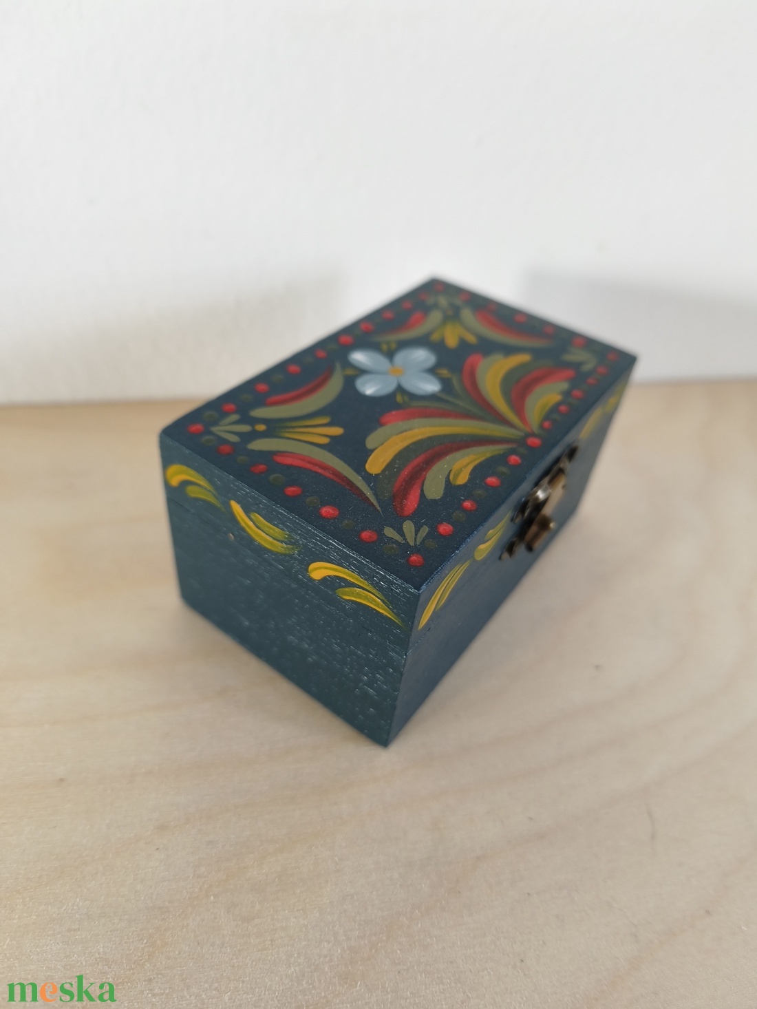 Zenedoboz- hartai népi mintával - otthon & életmód - dekoráció - asztal és polc dekoráció - zenedoboz - Meska.hu