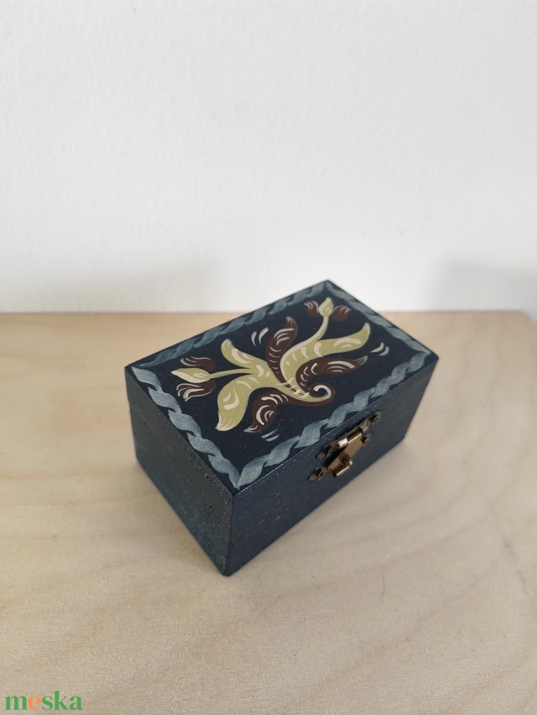 Zenedoboz- kórósi népi mintával - otthon & életmód - dekoráció - asztal és polc dekoráció - zenedoboz - Meska.hu