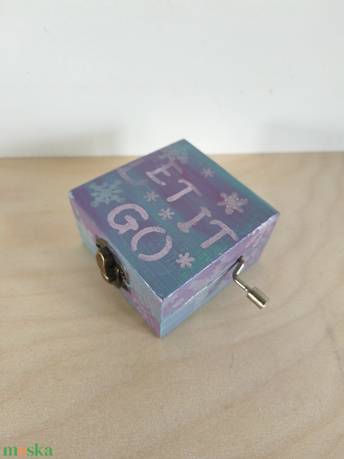 Zenedoboz- karácsonyi jégvarázs- Let it go - otthon & életmód - dekoráció - asztal és polc dekoráció - zenedoboz - Meska.hu