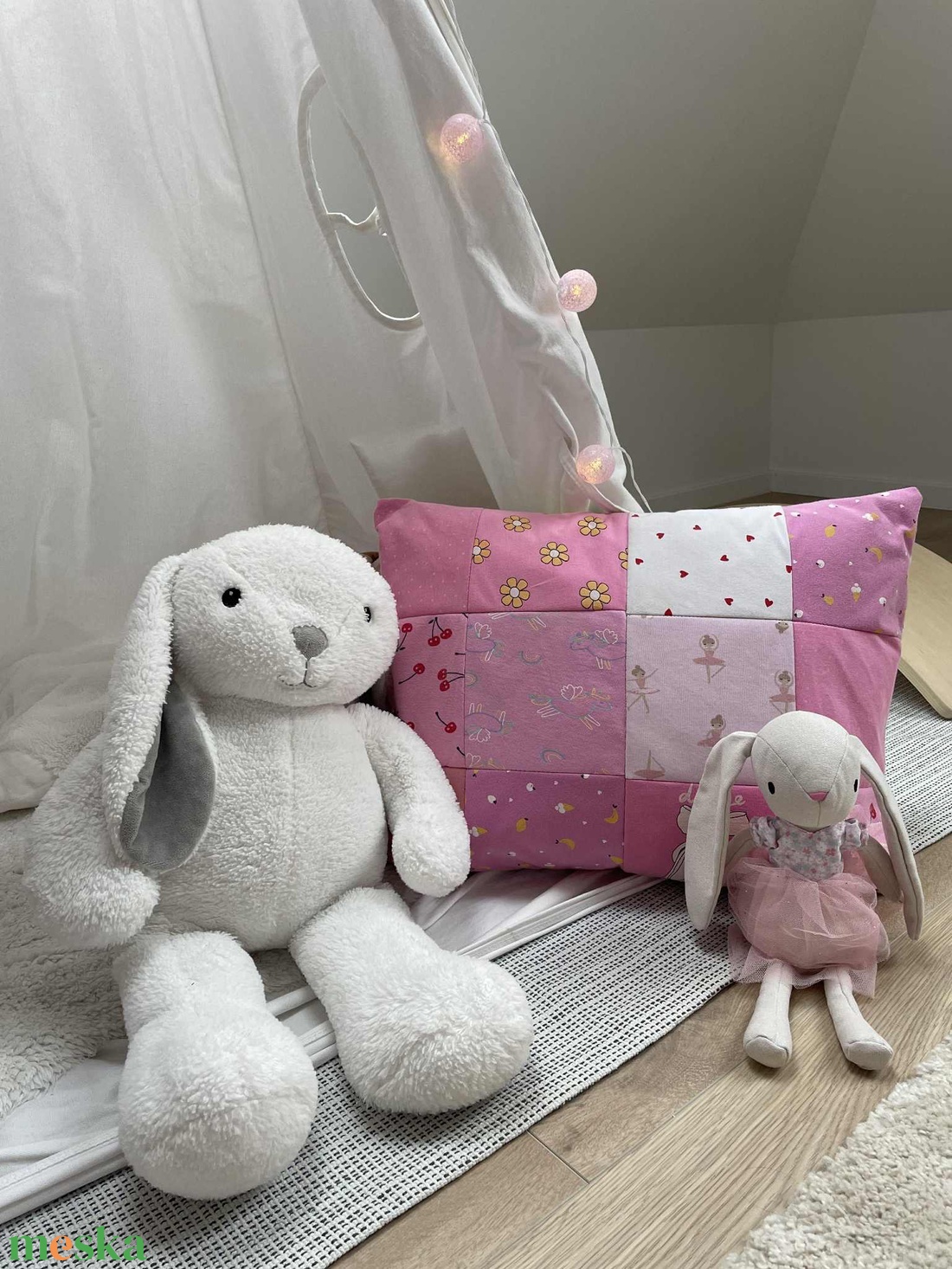  Gyerek párna. Díszpárna, emlékpárna, gyerekruhákból - otthon & életmód - lakástextil - párna & párnahuzat - Meska.hu