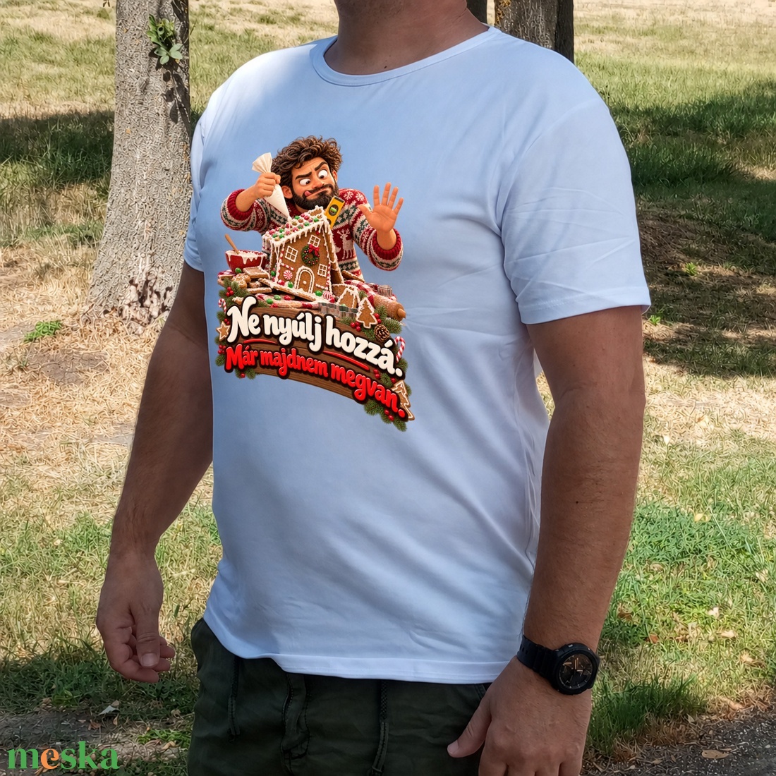 Ne nyúlj hozzá, már majdnem megvan � vicces férfi karácsonyi póló, humoros ajándék - ruha & divat - férfi ruha - póló - Meska.hu