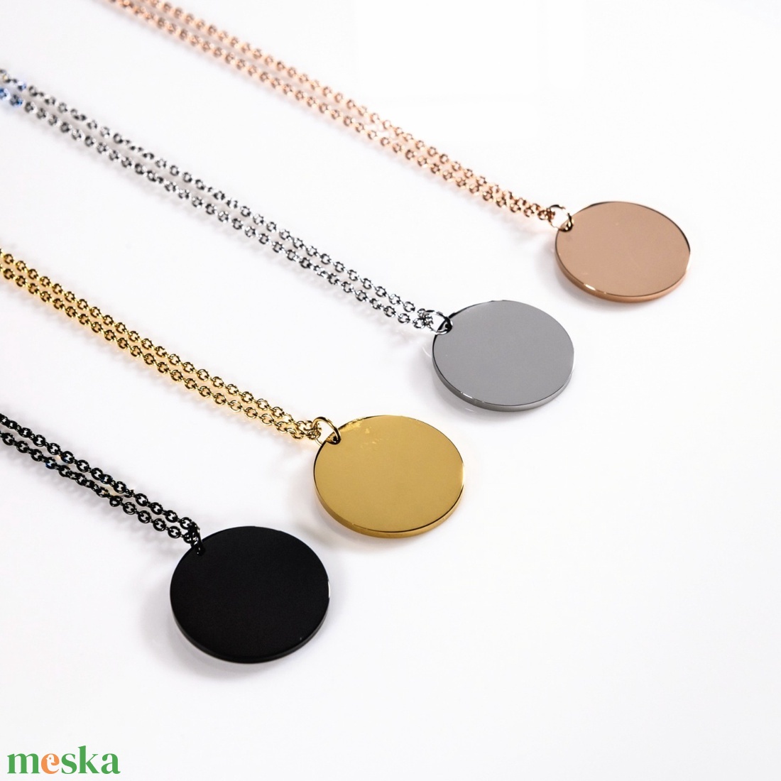 Gravírozható Nyaklánc 25 mm kör medál - ékszer - karkötő - névre szóló karkötő - Meska.hu Gravírozható Nyaklánc 25 mm kör medál - ékszer - karkötő - névre szóló karkötő - Meska.hu