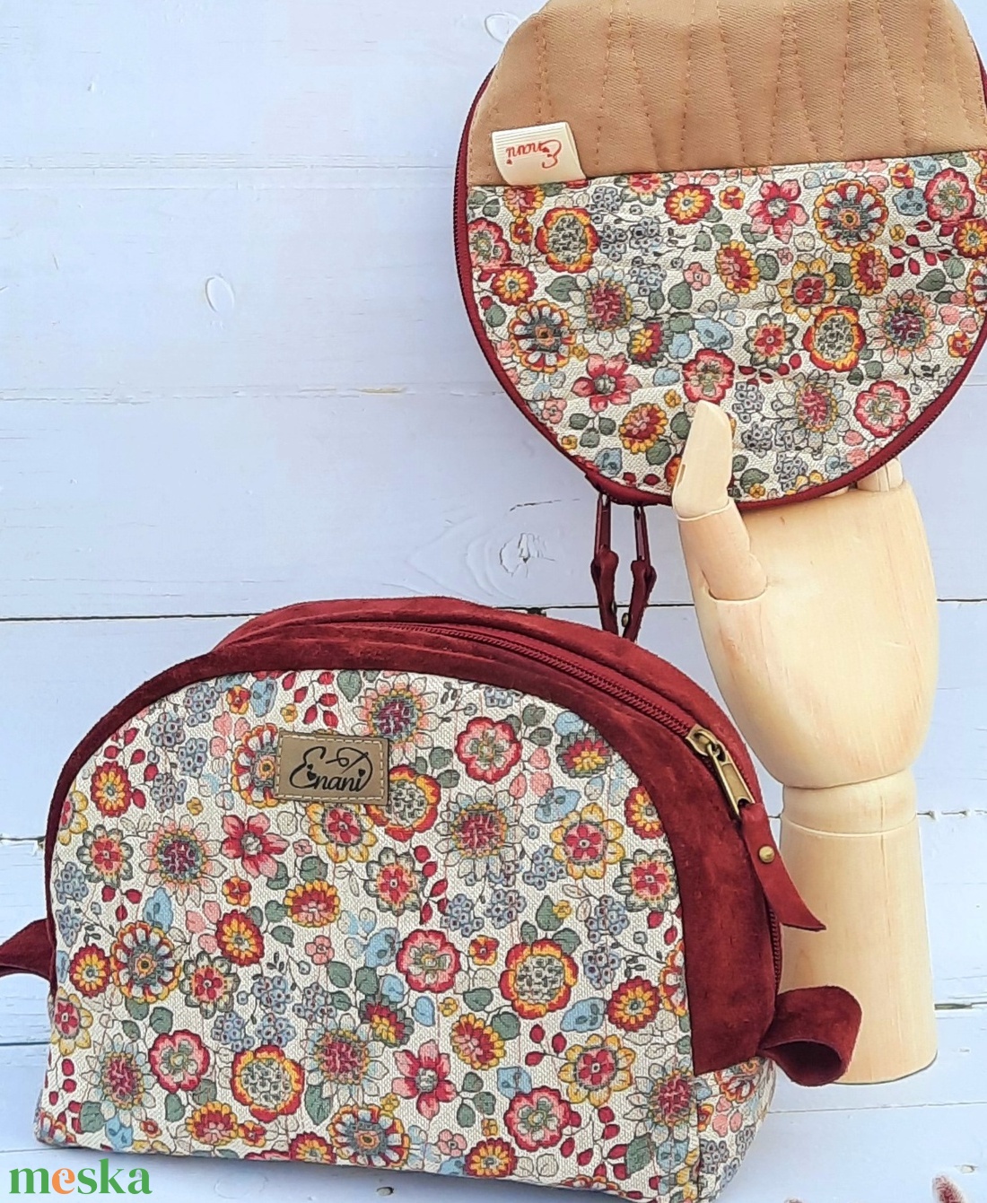 Neszeszer, Utazó neszeszer és sminktaró egyben - táska & tok - neszesszer - Meska.hu