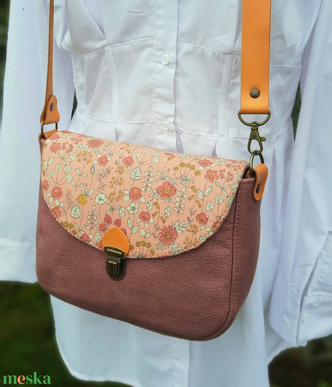 Crossbody, Enani táska, vállon átvethető kistáska. - táska & tok - kézitáska & válltáska - vállon átvethető táska - Meska.hu Crossbody, Enani táska, vállon átvethető kistáska. - táska & tok - kézitáska & válltáska - vállon átvethető táska - Meska.hu