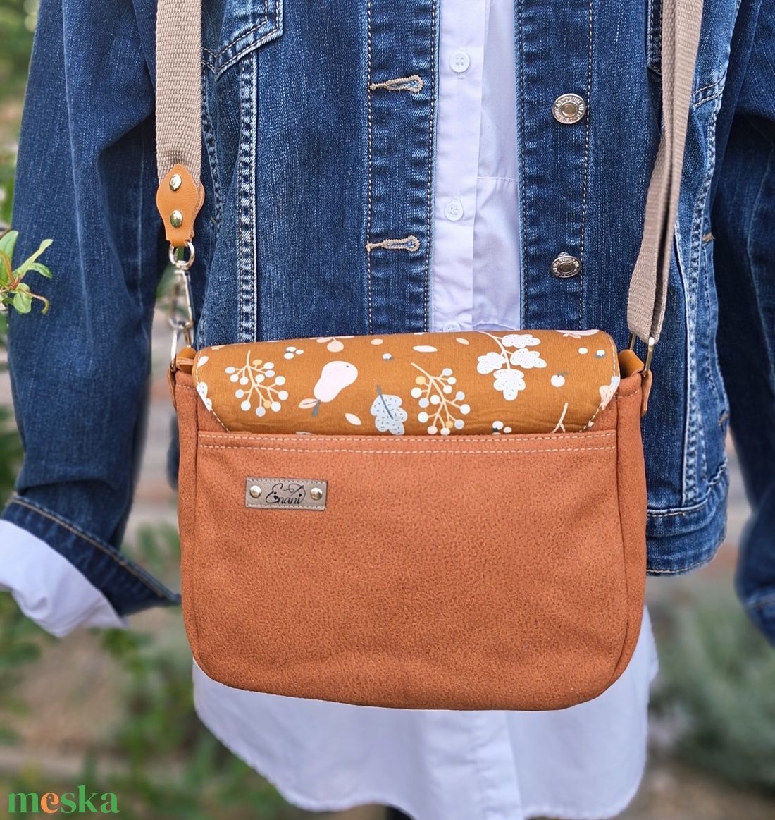 Crossbody, Enani táska, vállon átvethető kistáska. - táska & tok - kézitáska & válltáska - vállon átvethető táska - Meska.hu Crossbody, Enani táska, vállon átvethető kistáska. - táska & tok - kézitáska & válltáska - vállon átvethető táska - Meska.hu