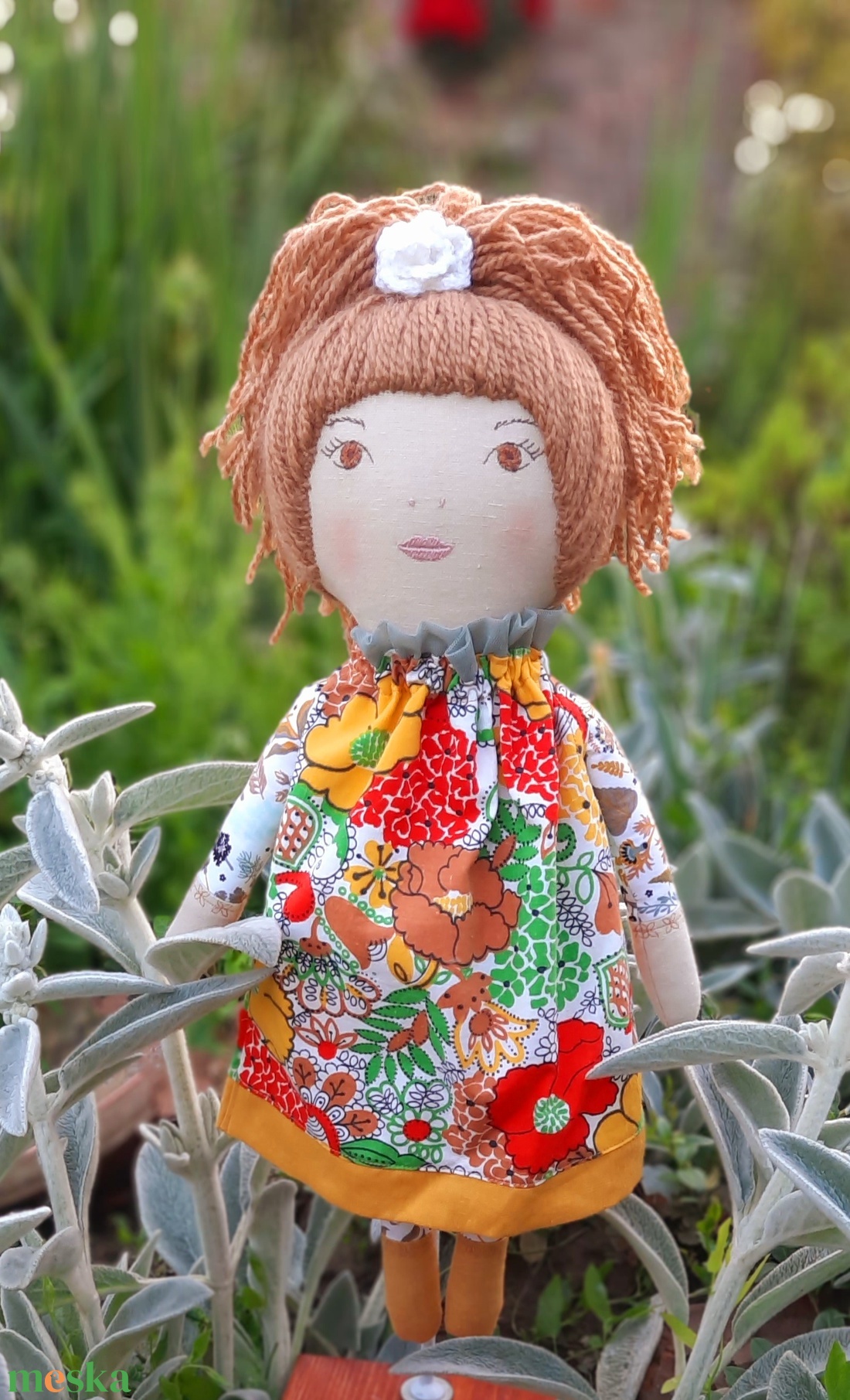 Baba,Textil baba, Játékbaba, fonal hajú Piroska - játék & sport - baba & babaház - öltöztethető baba - Meska.hu