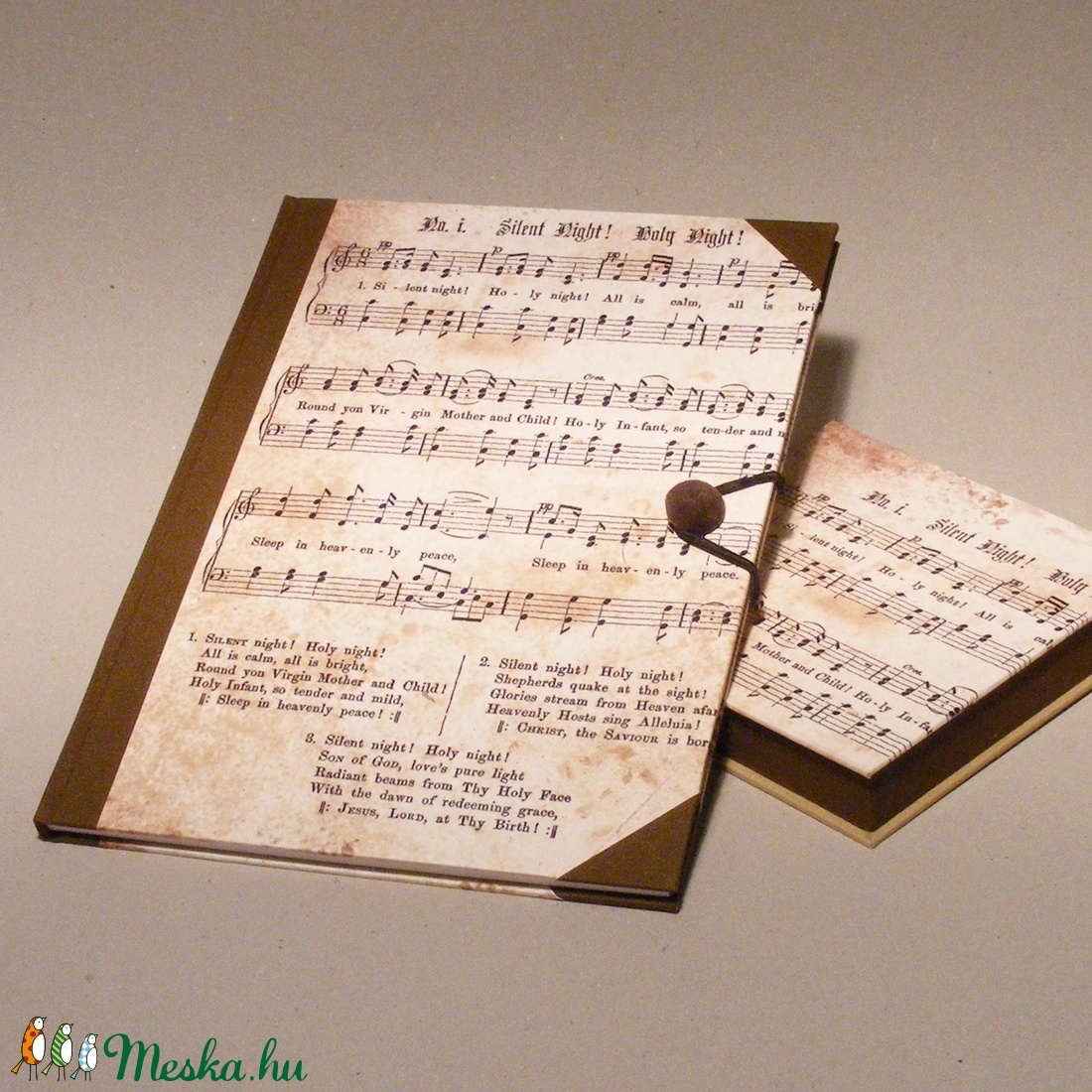 Hangjegyfüzet és cd doboz, szett zenészeknek. Vintage stílusú, kottás borító, barna vászon -  - Meska.hu
