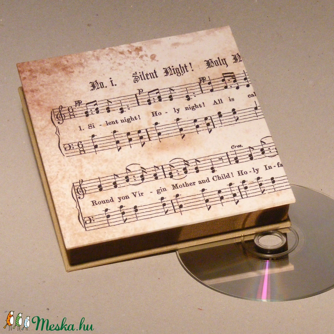 Hangjegyfüzet és cd doboz, szett zenészeknek. Vintage stílusú, kottás borító, barna vászon -  - Meska.hu